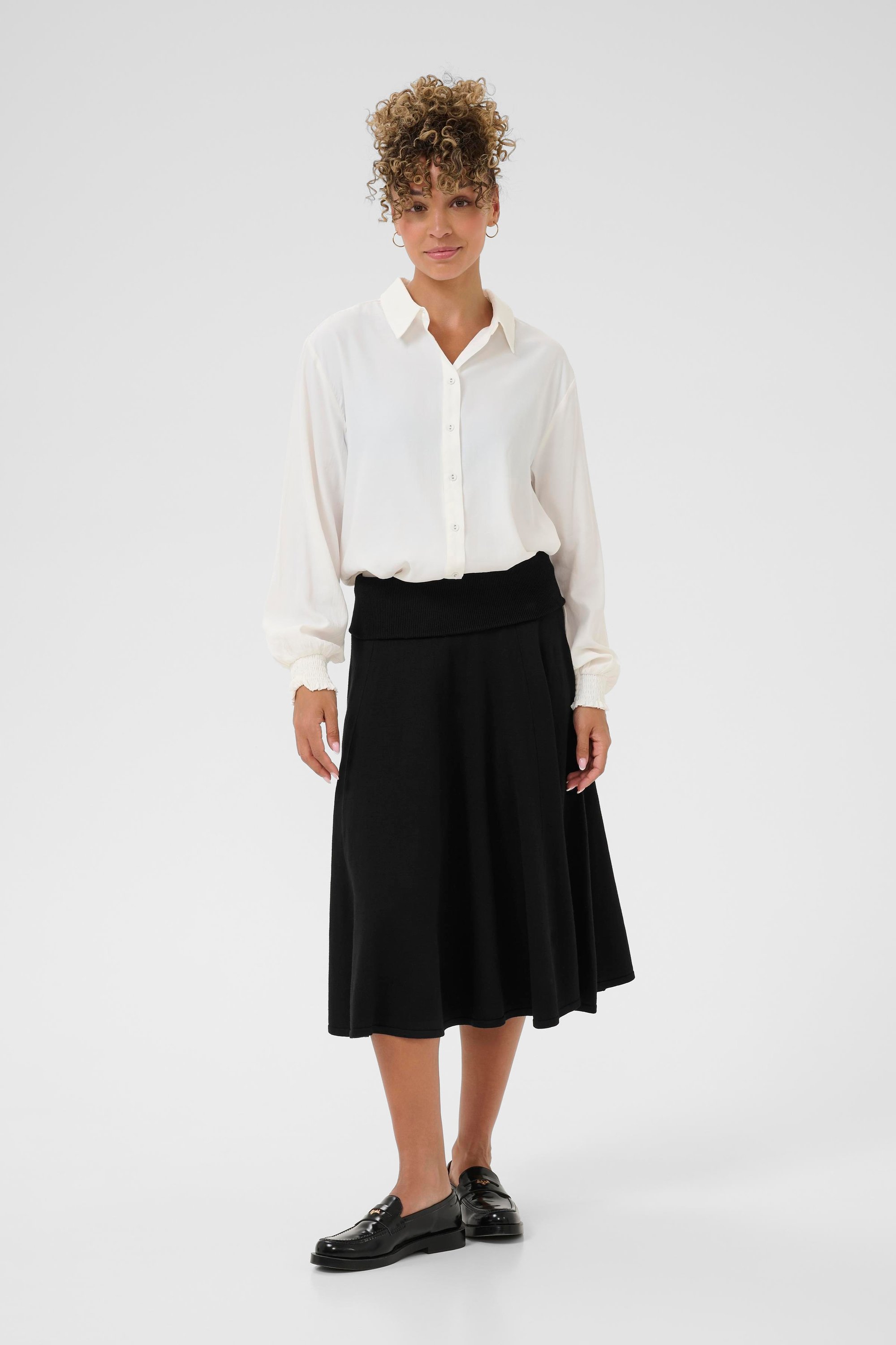 Rock CRVillea A-shape black