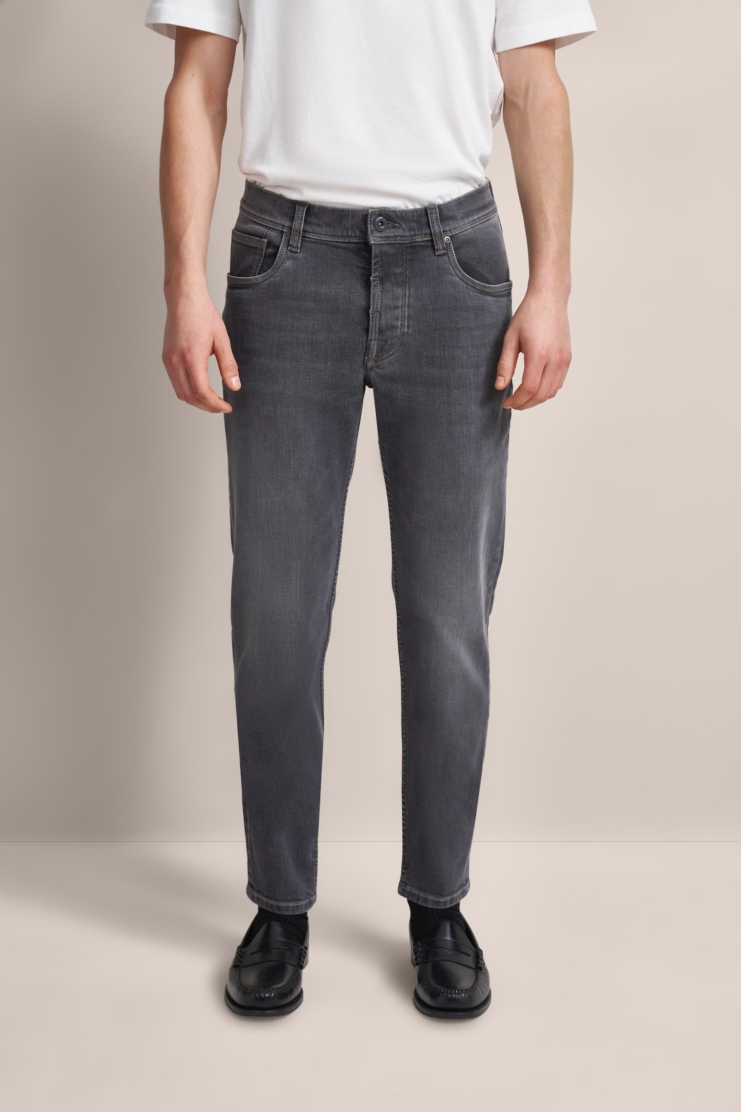 Bugatti Herren Jeans mit dezenter Waschung