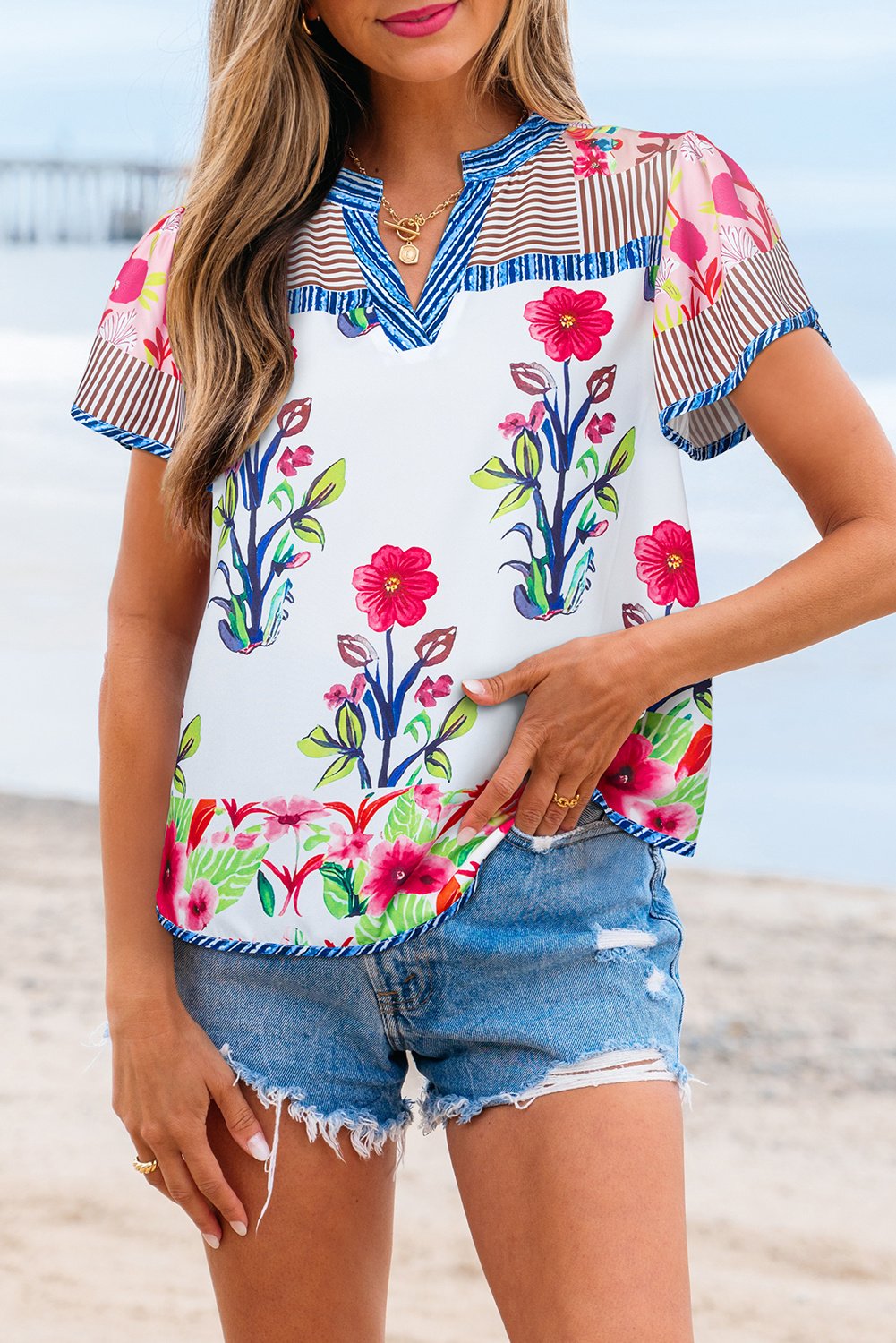 Bluse mit floralem Print und kurzen Ärmeln