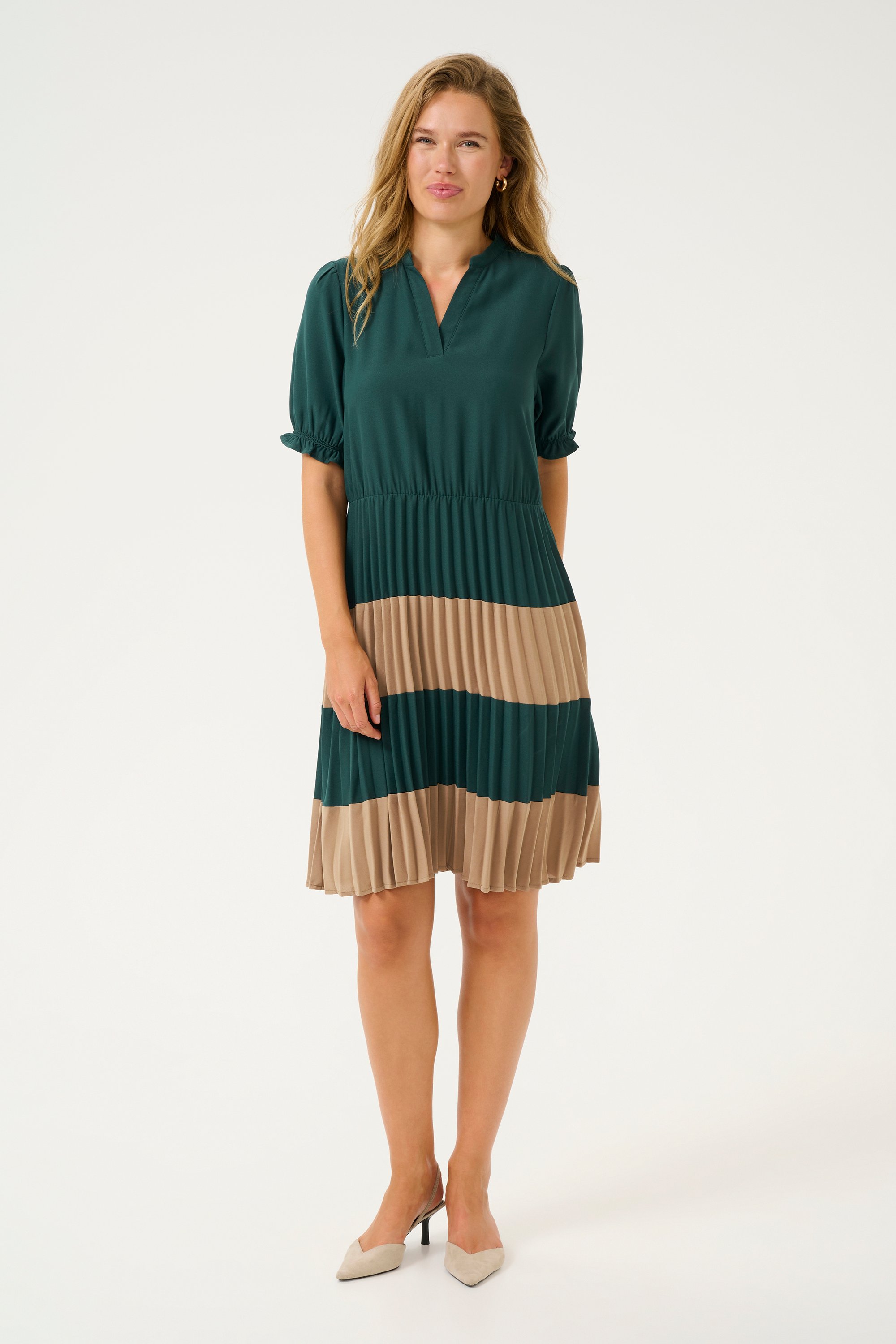 Kleid Feminine green