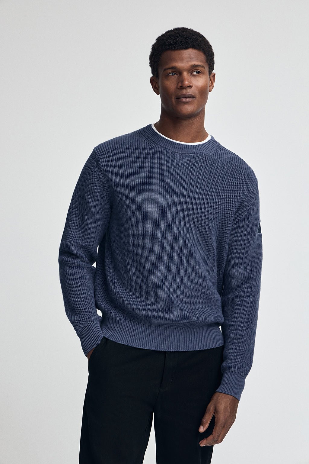 Strickpullover Fisherman‘s Rib denimblau mit Polo Club-Patch