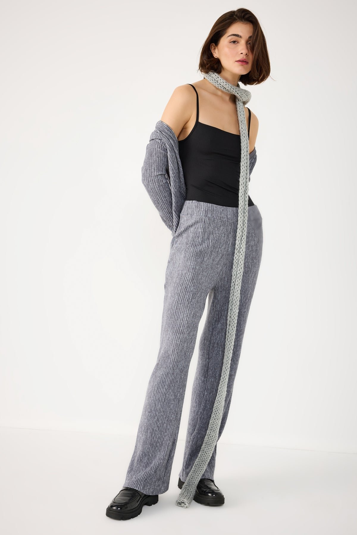 Weiche, gerippte Hose mit elastischem Bund