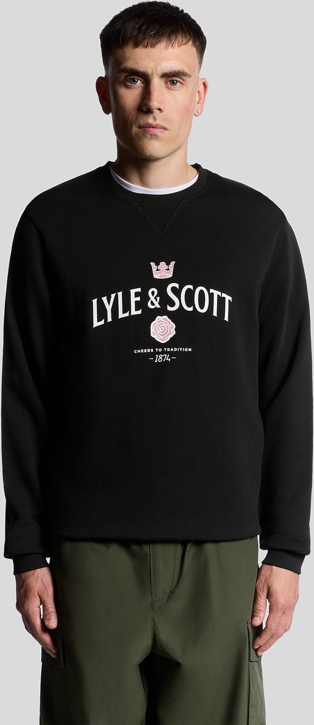 Thumbnail - Lyle & Scott – Sweatshirt mit Rundhalsausschnitt und „Cheers“-Grafik – Schwarz