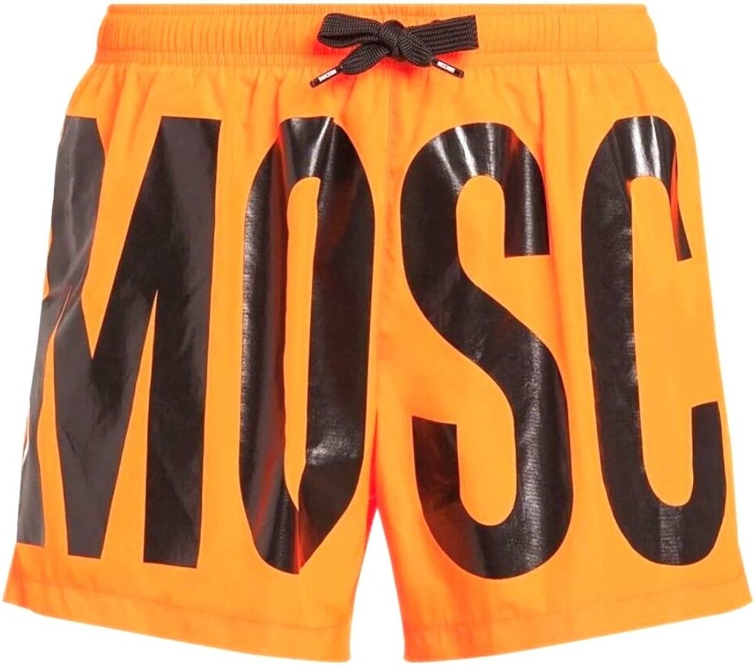 Kurze Badeshorts mit leuchtend orangefarbenem Logo der Marke Moschino