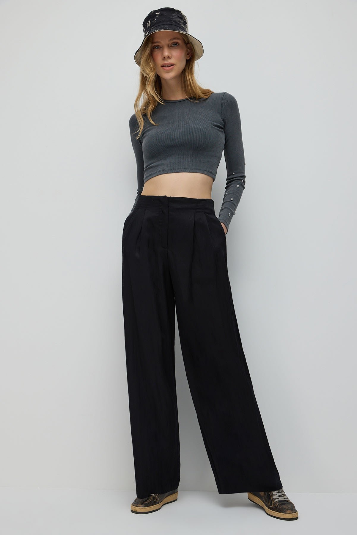 Vordertaschen Weite Beinhose mit Pile-Detail