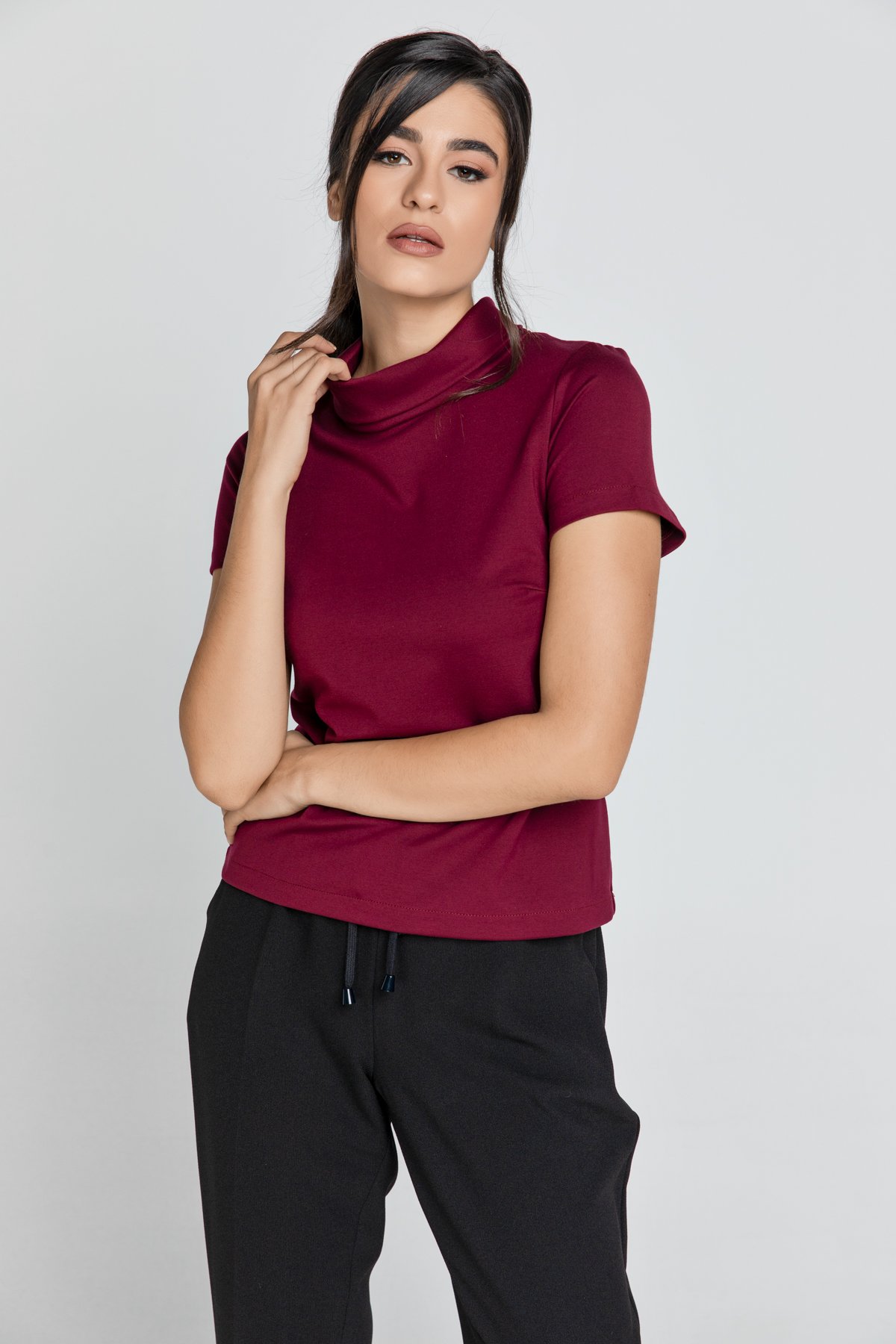 Kurzarm-Oberteil in Burgunderrot