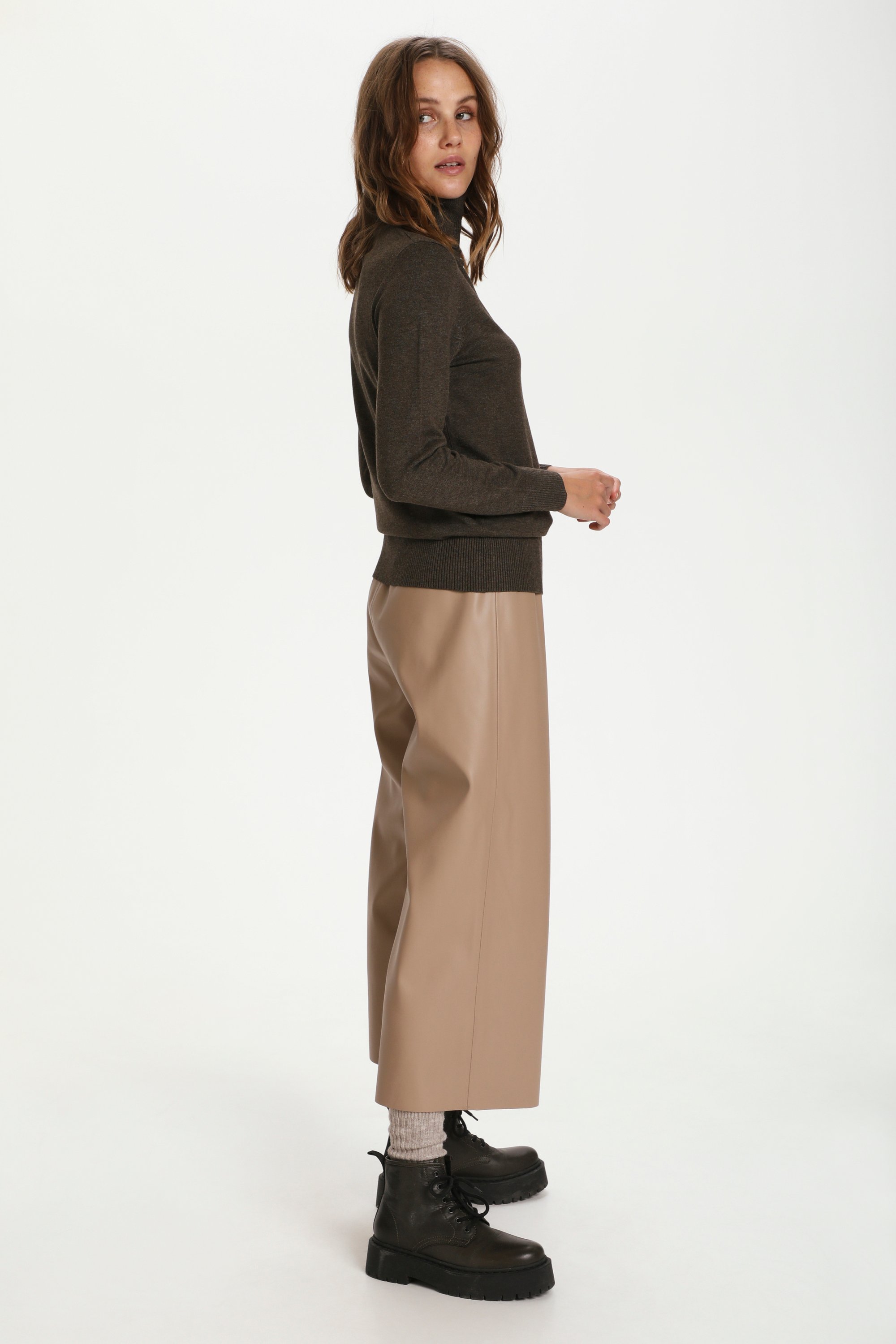 Rollkragen Classic fit brown