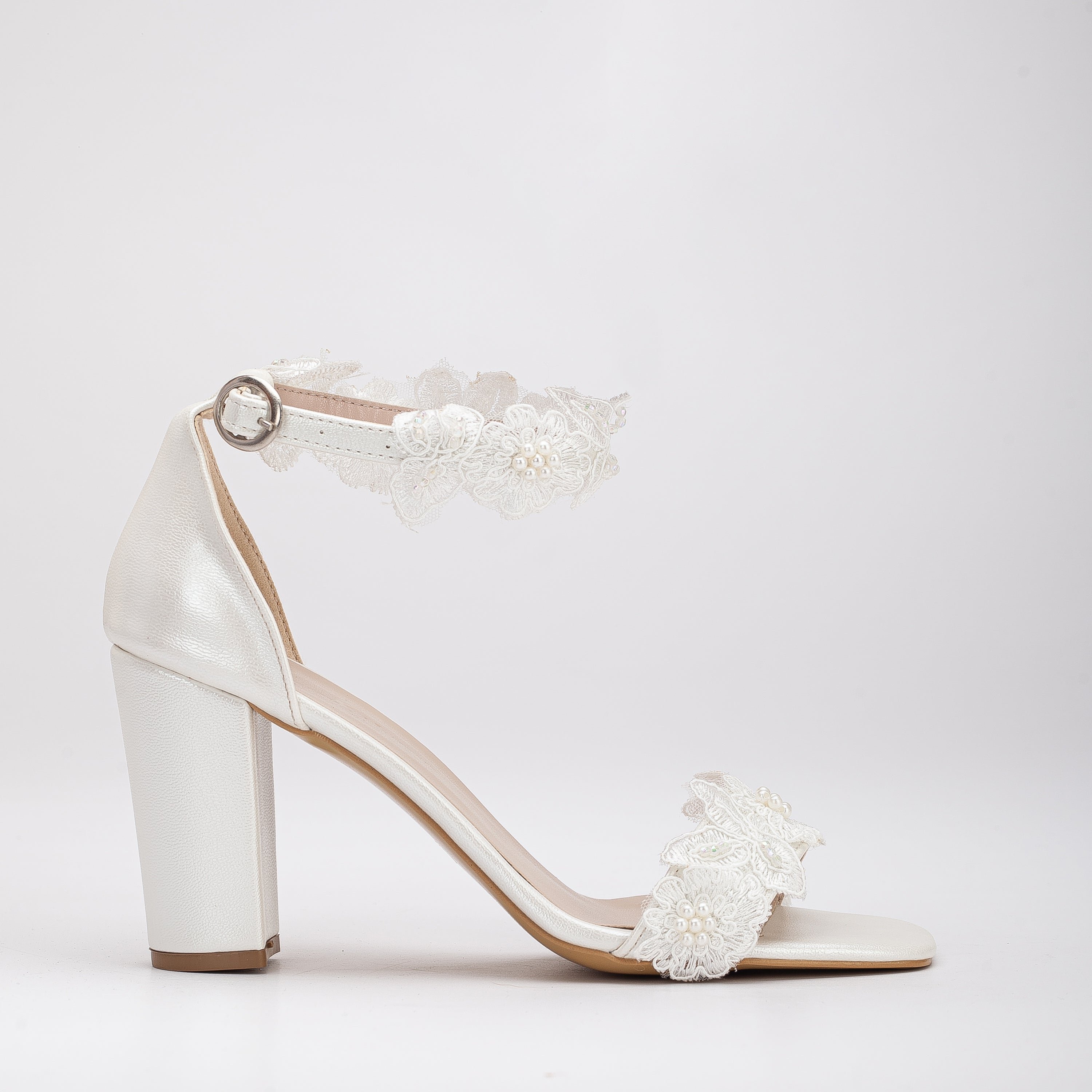 Dede Lace Bridal Heeled Sandalen