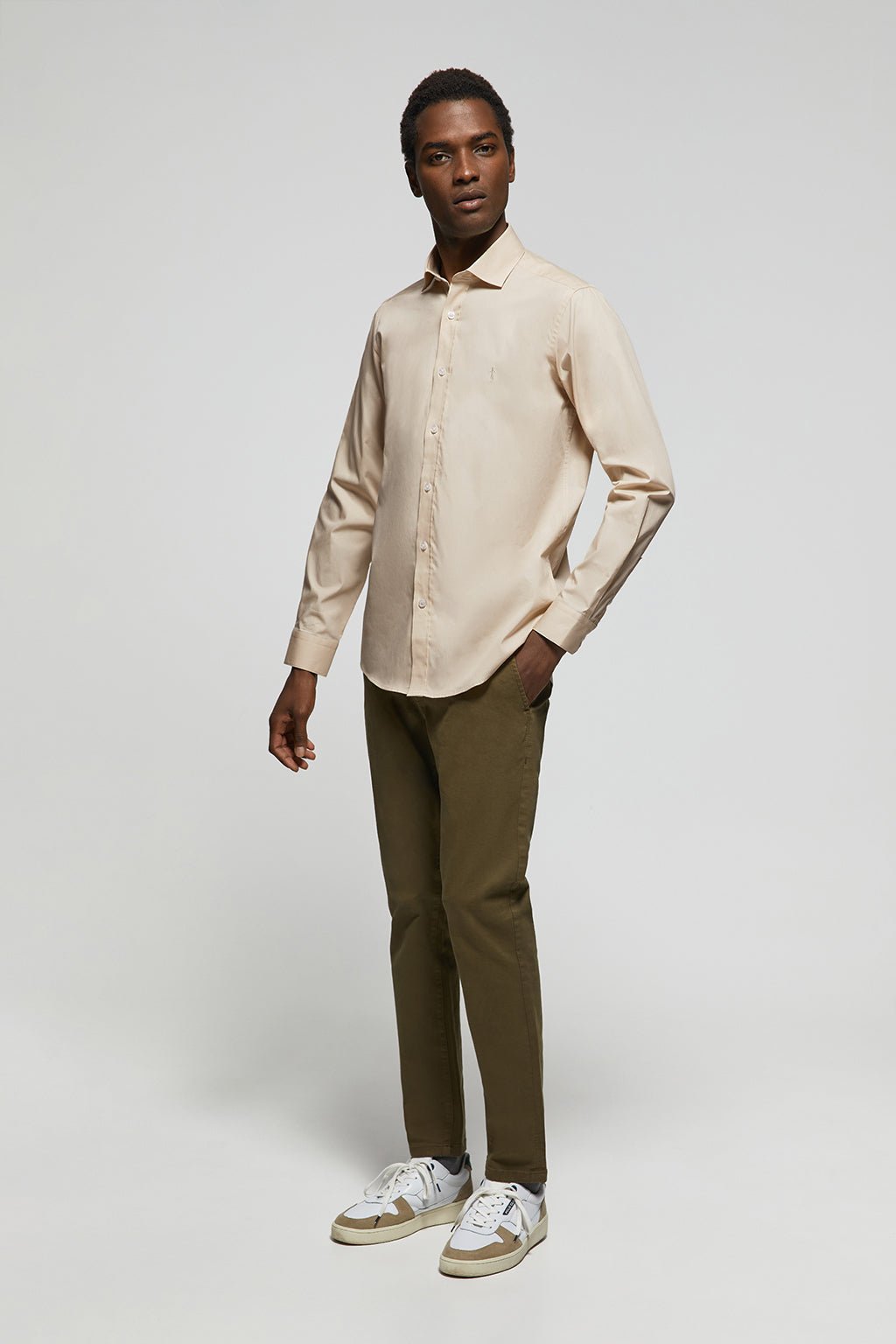 Slim Fit-Hemd aus Popeline beige mit „Rigby Go“-Logo