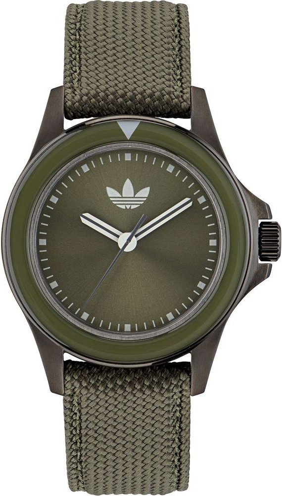 Adidas Olivgrüue Casual Uhr