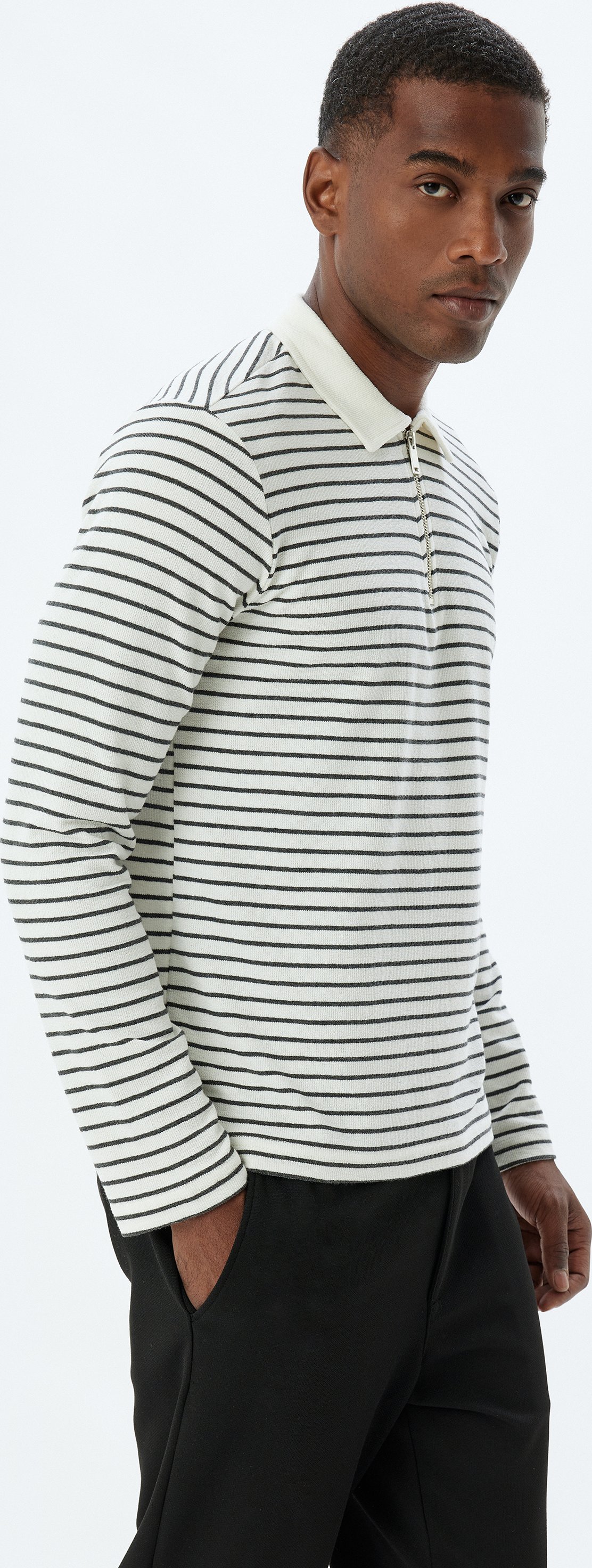 Thumbnail - Koton Sweater Halbreißverschluss Gestreift Sweater