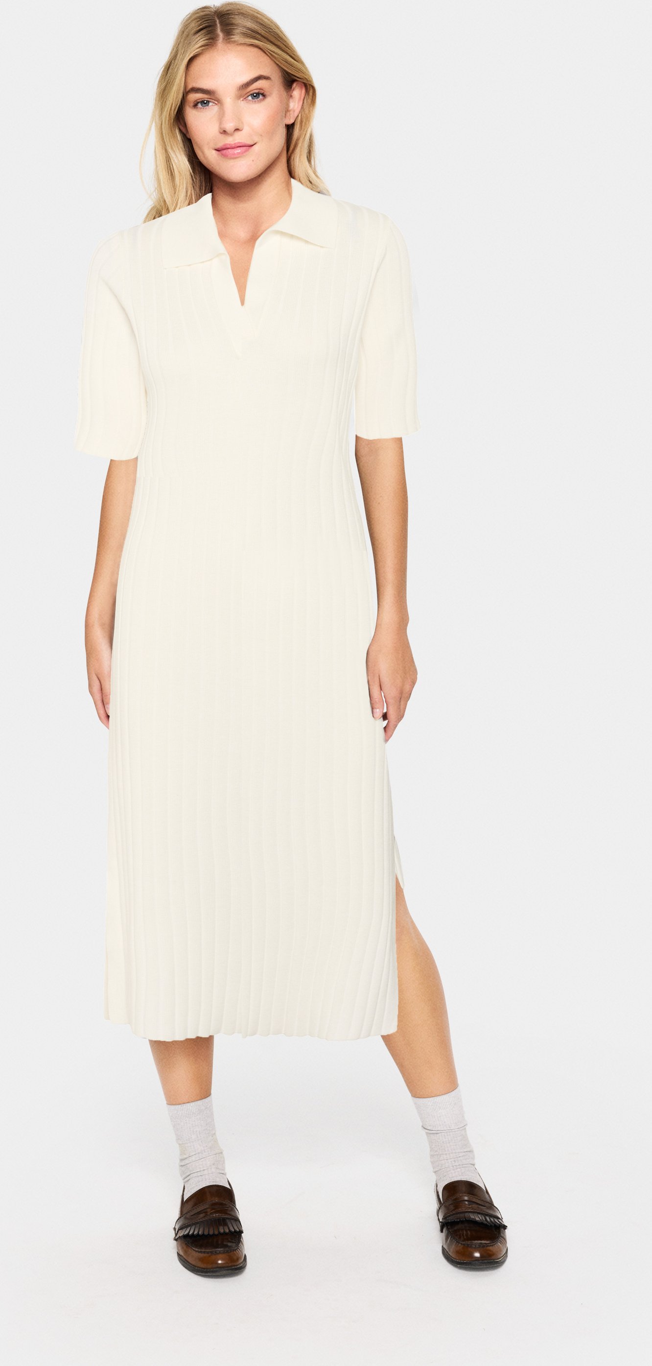 Kleid Fitted Ice white