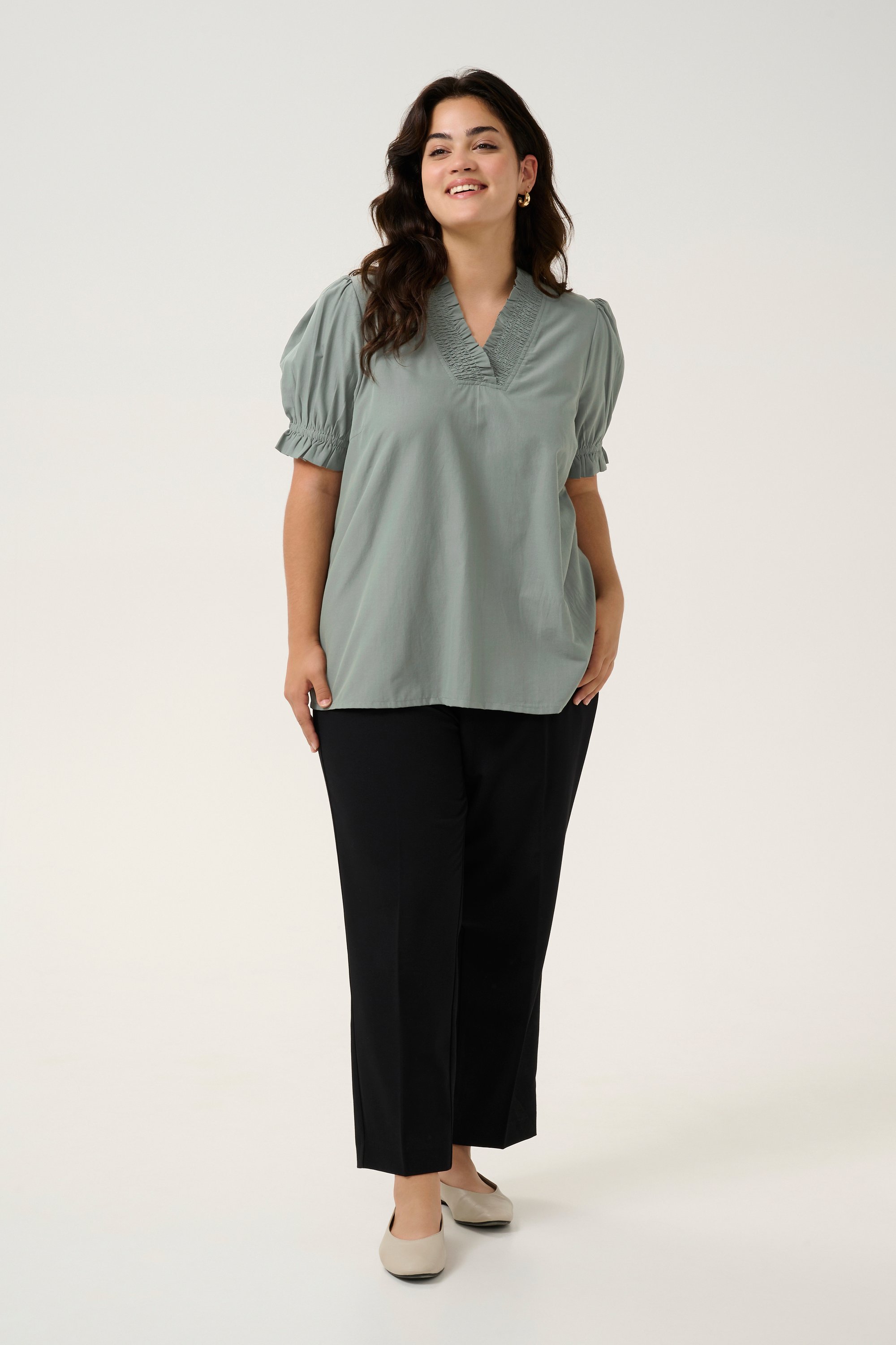 Kurzarm-Bluse Regular fit Balsam Green