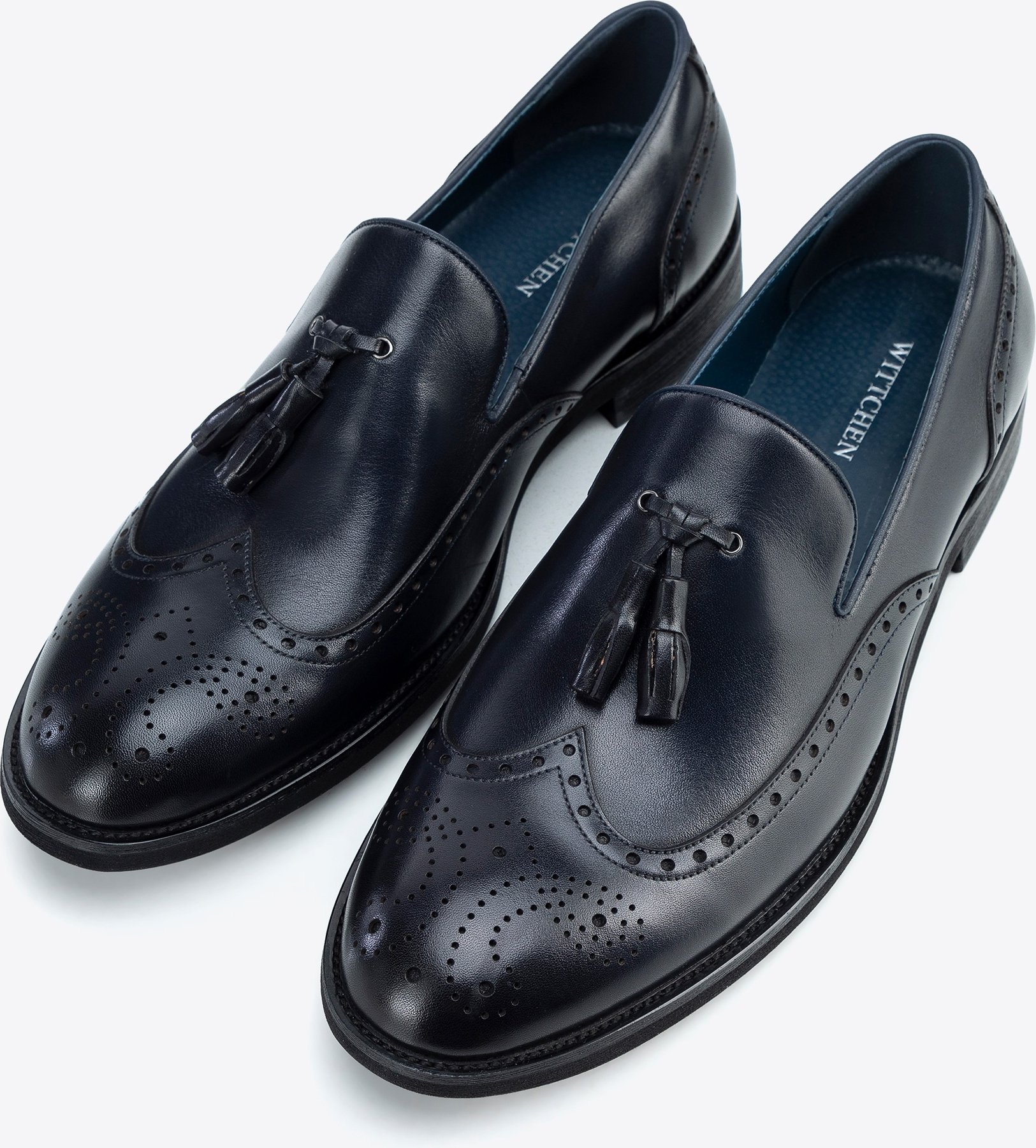 Wittchen Herren-Ledermokassins mit Perforationen, Marineblau, Naturleder