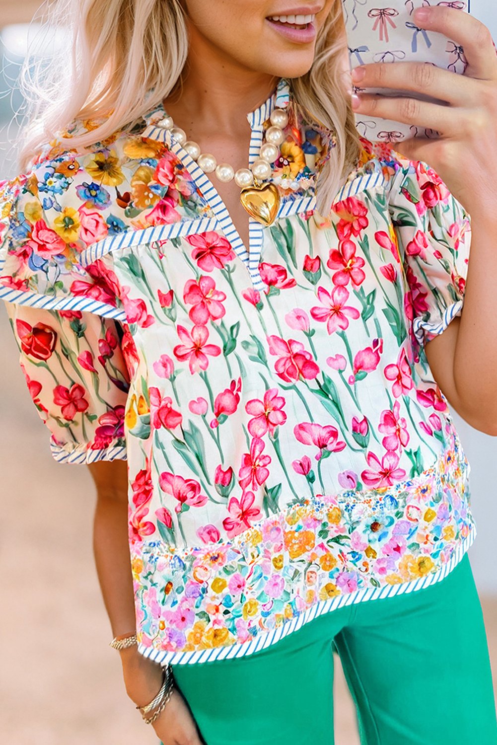 Bluse mit Floralprint und Rüschen