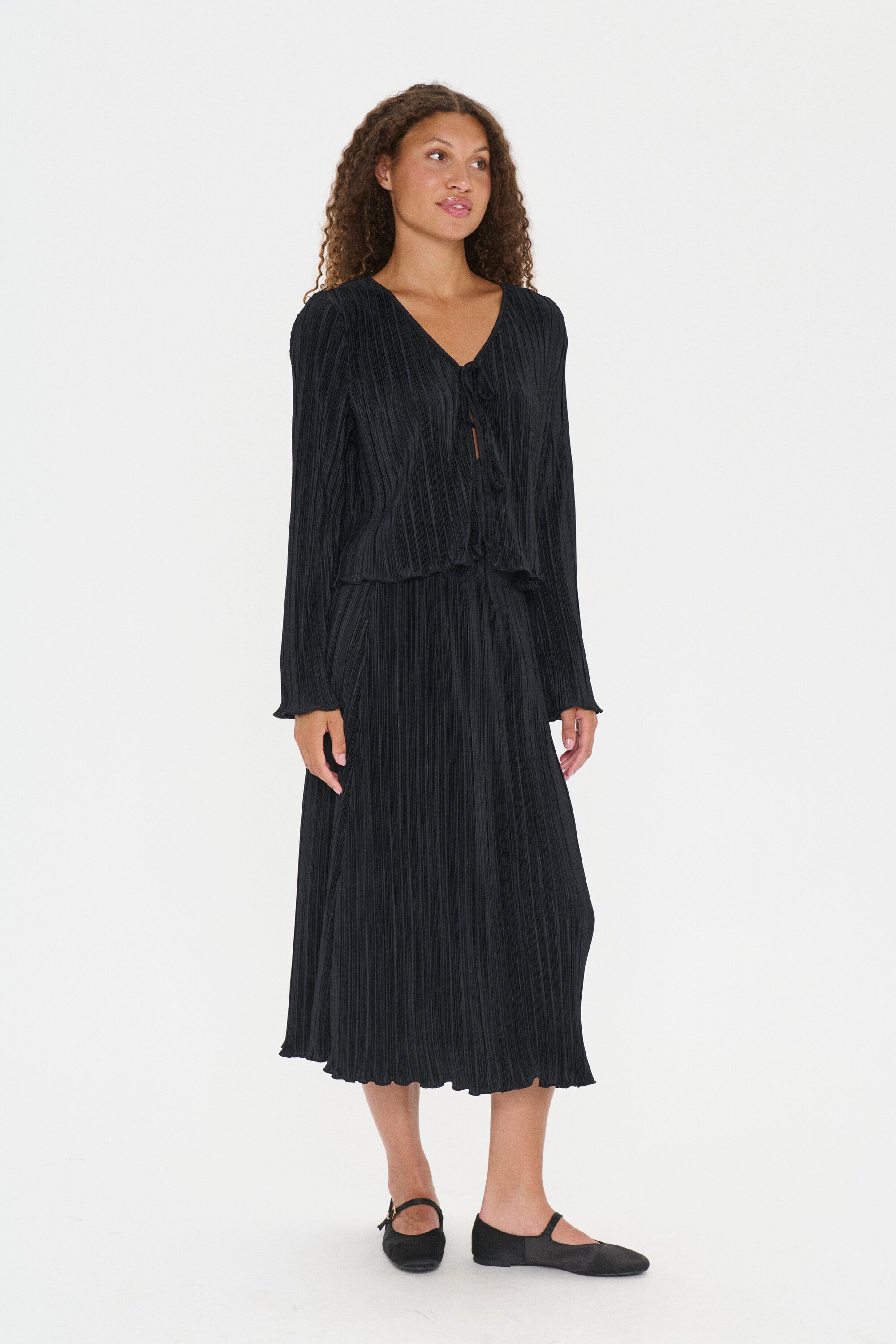 Strickjacke ZuniSZ Strickjacke Gerade Passform black