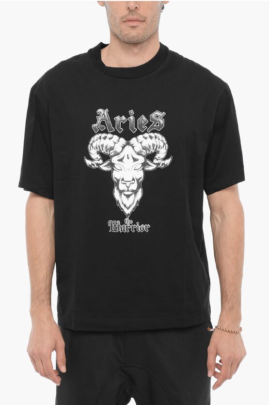 Slim Fit ARIES THE WARRIAR T-Shirt mit Rundhalsausschnitt in Schwarz