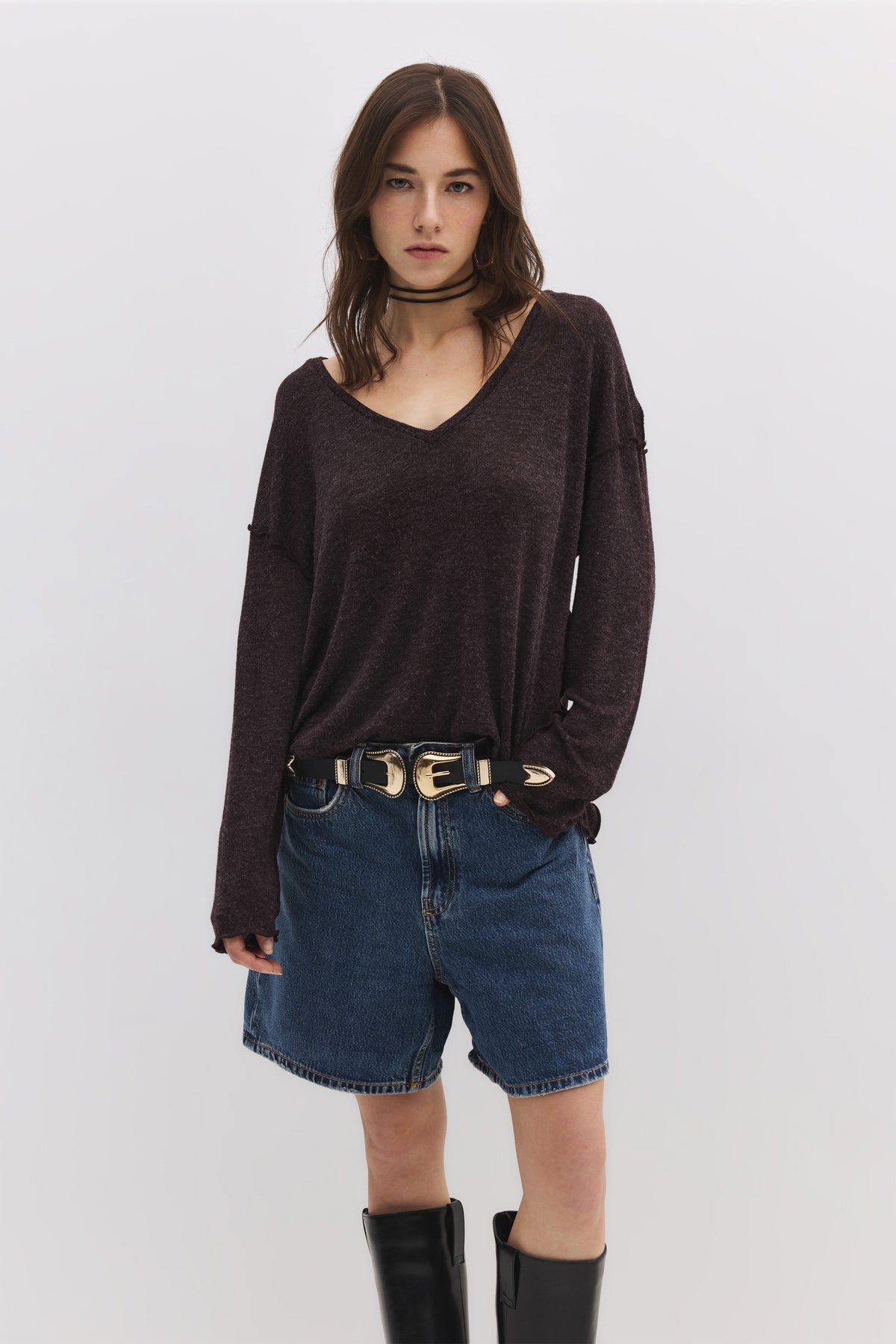 Langärmlige Bluse mit V-Ausschnitt