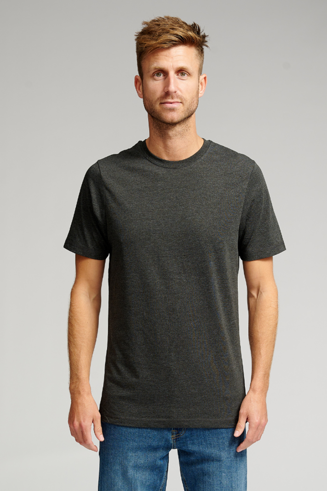 Bio-Basic-T-Shirt - Dunkelgrau