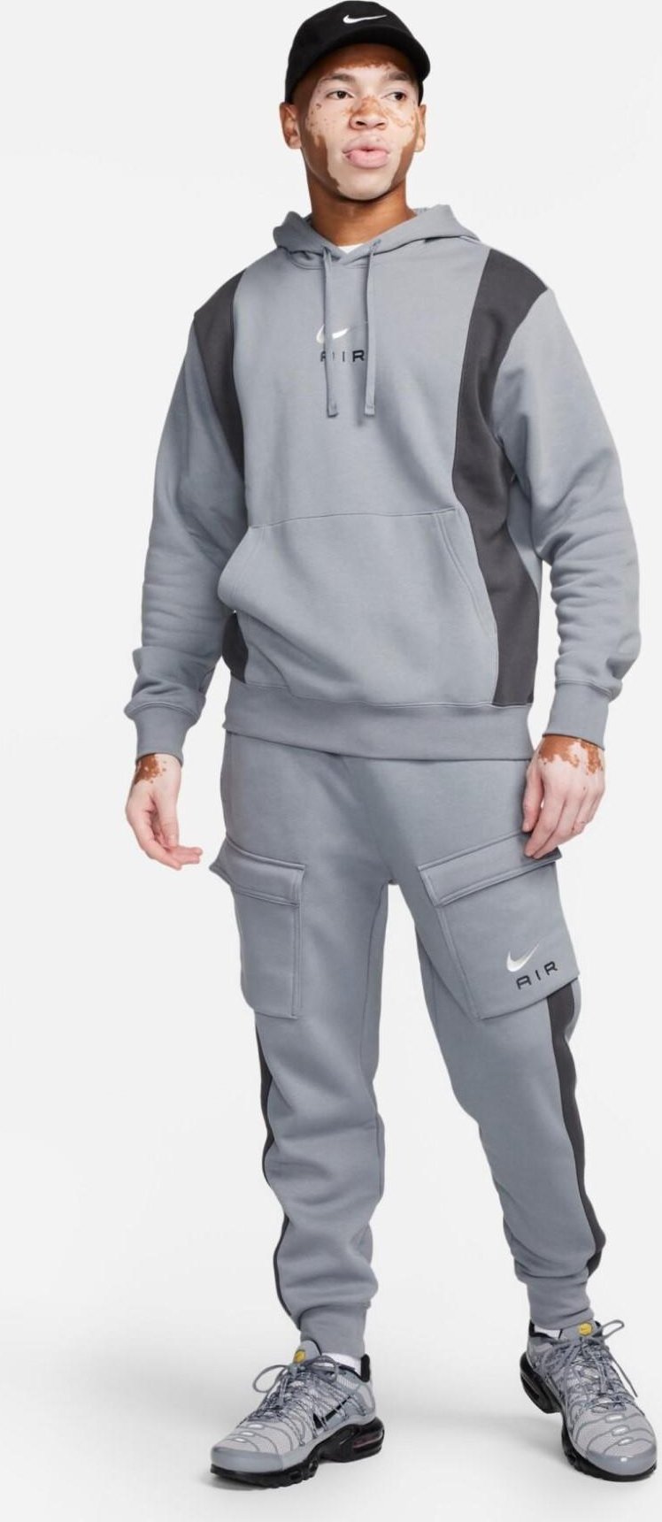 Nike Herren-Panel-Trainingsanzug in kühlem Grau