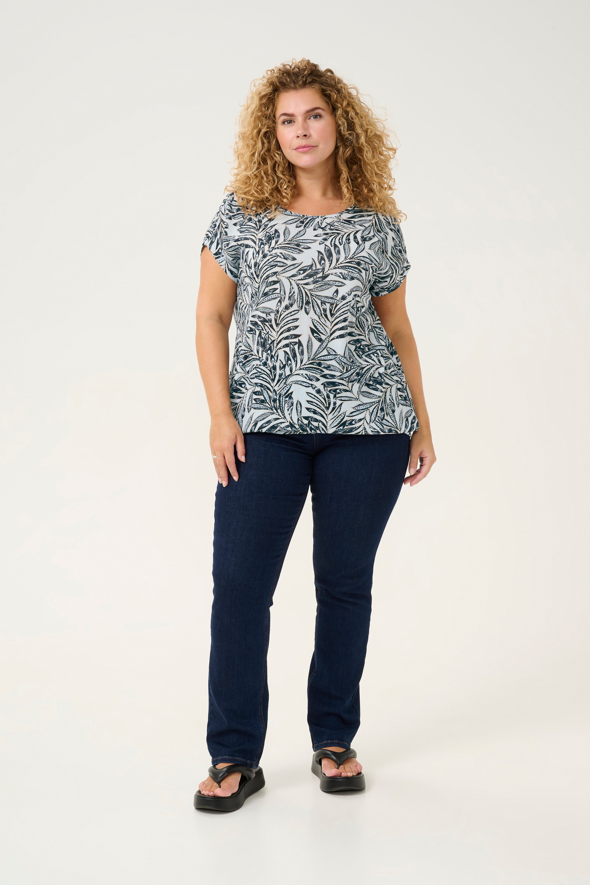 Kurzarm-Bluse Loose fit Blue Leaf Print