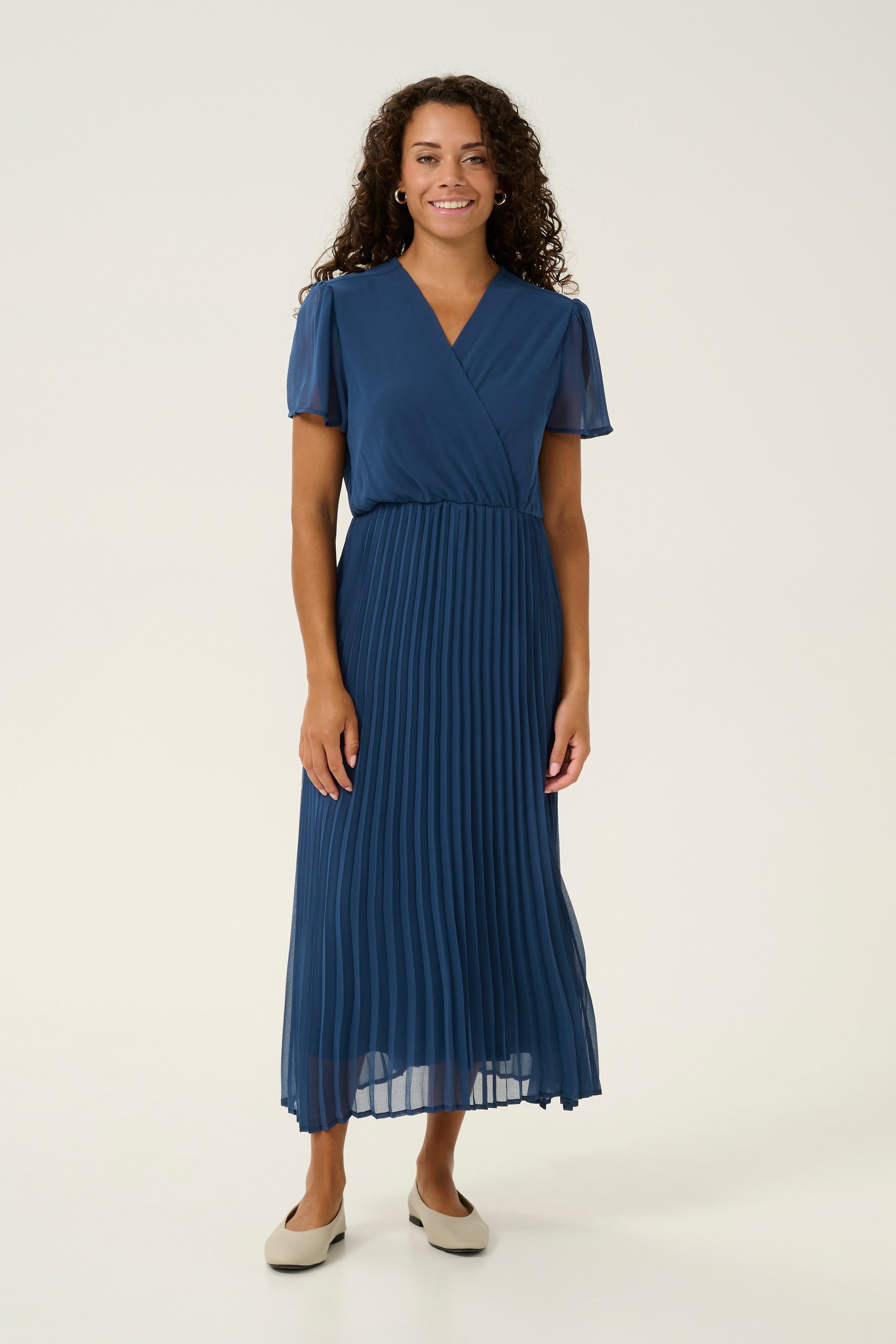 Kleid CUuni Kleid Feminine