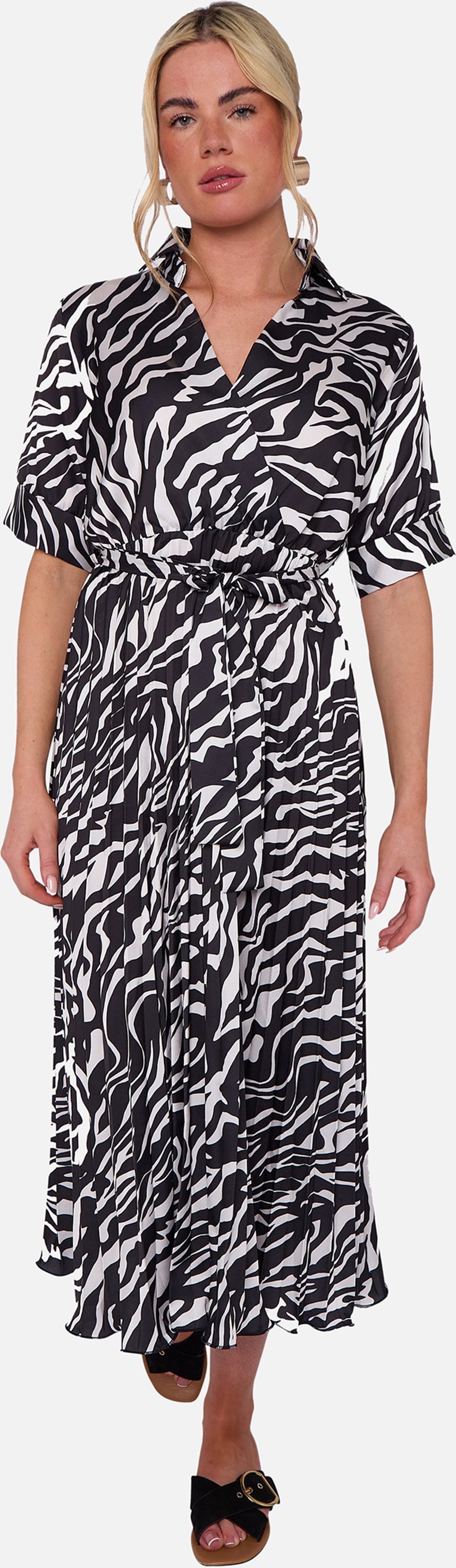 Schwarzes Zebra plissiertes Wickel-Midikleid mit Gürtel