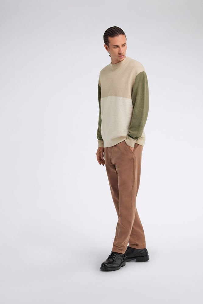 Herren-Pullover in normaler Passform mit Farbblock AMARI LOGO