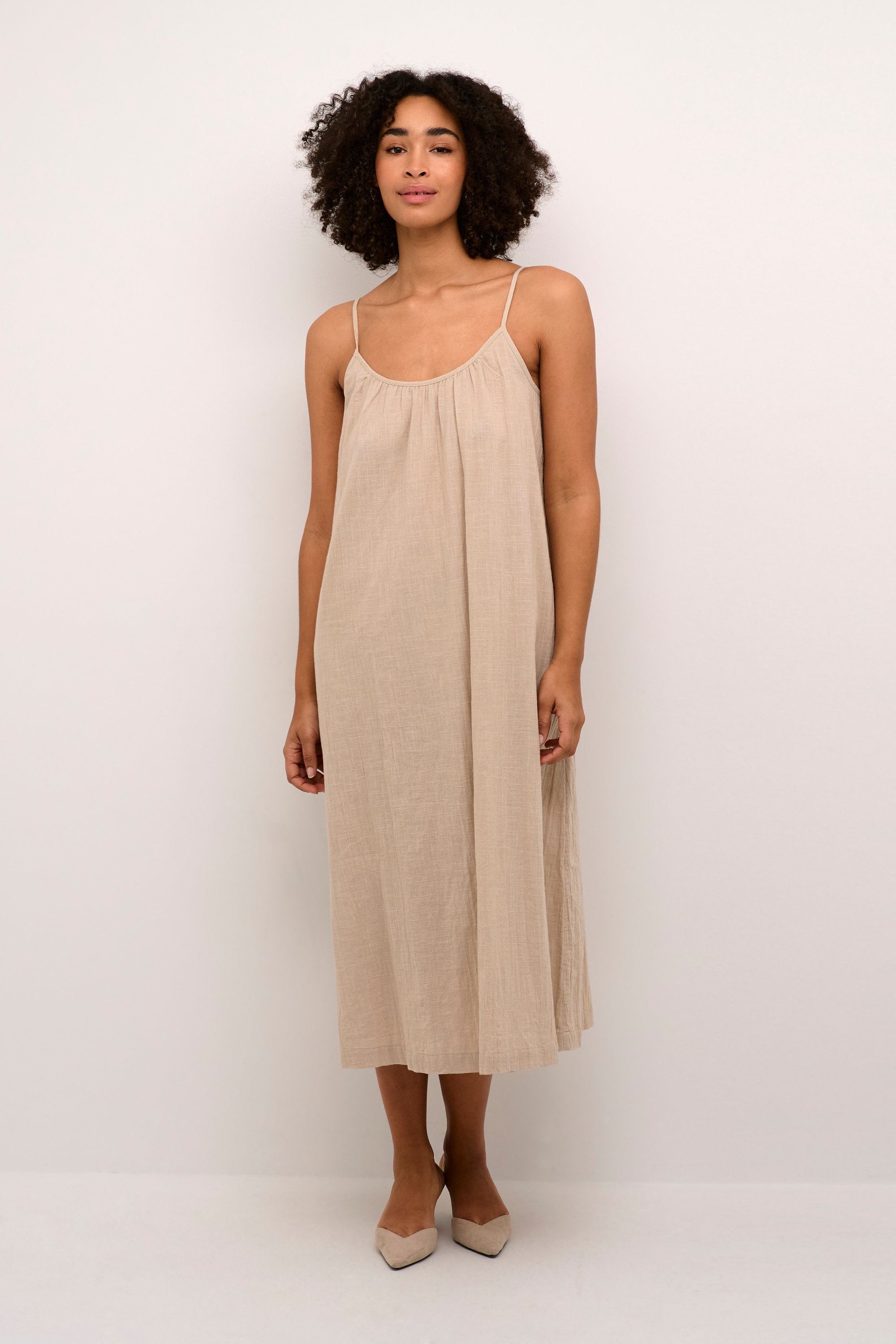 Kleid Loose fit beige