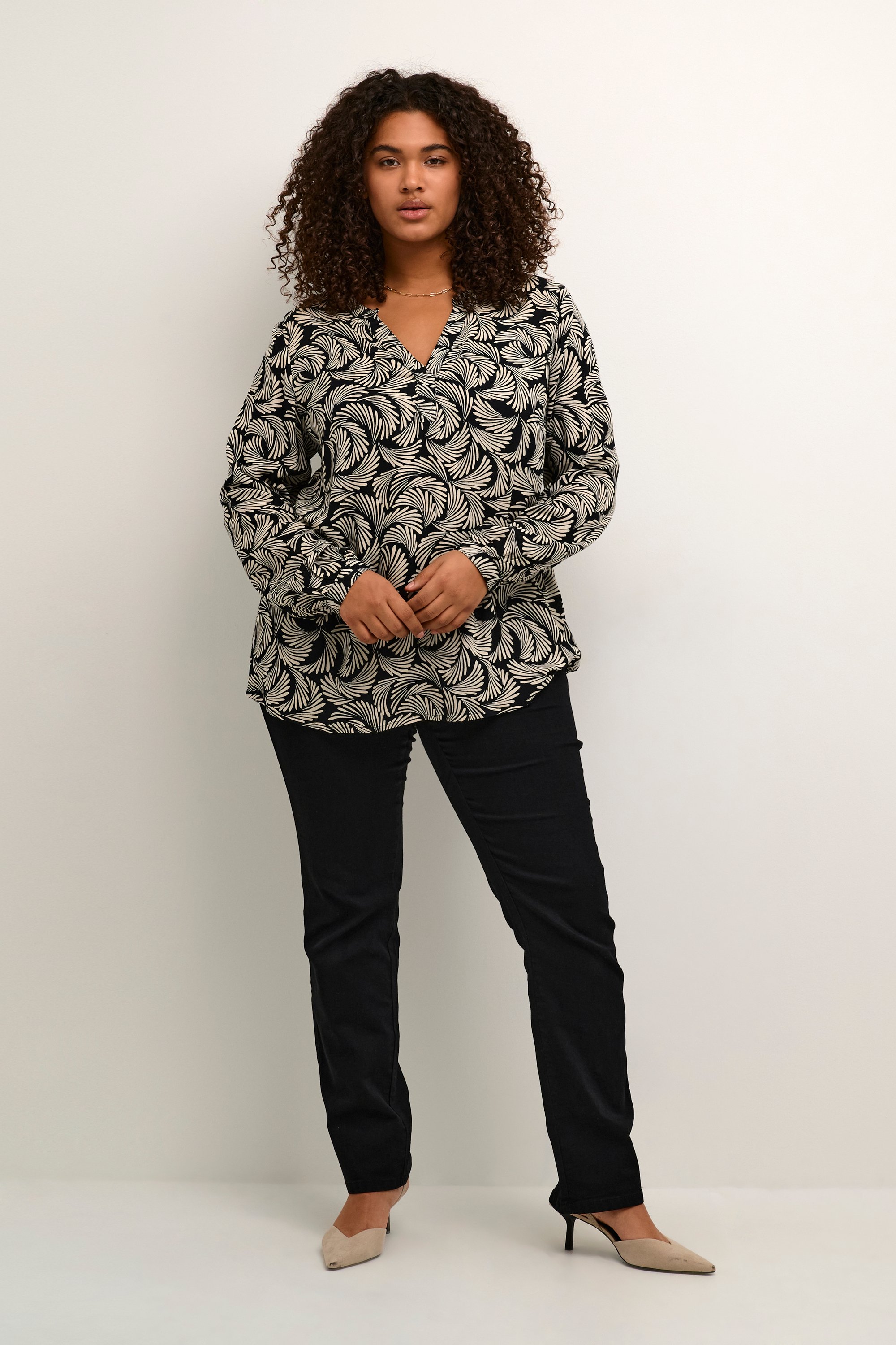 Bluse mit langen Ärmeln Regular Fit Schwarz Deep/Antiquweiß Print black white