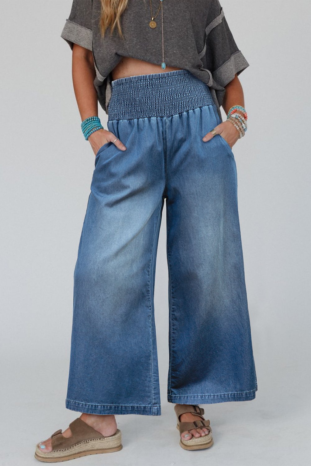 Ashleigh Blue Smocked Waist Weite Beine Jeans