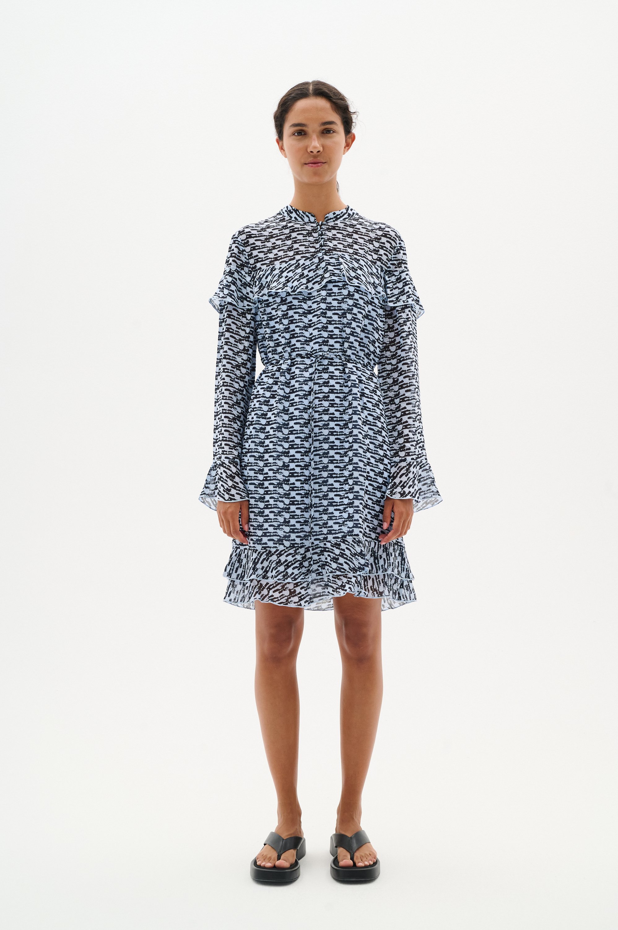 Kleid Lockere Passform black offwhite