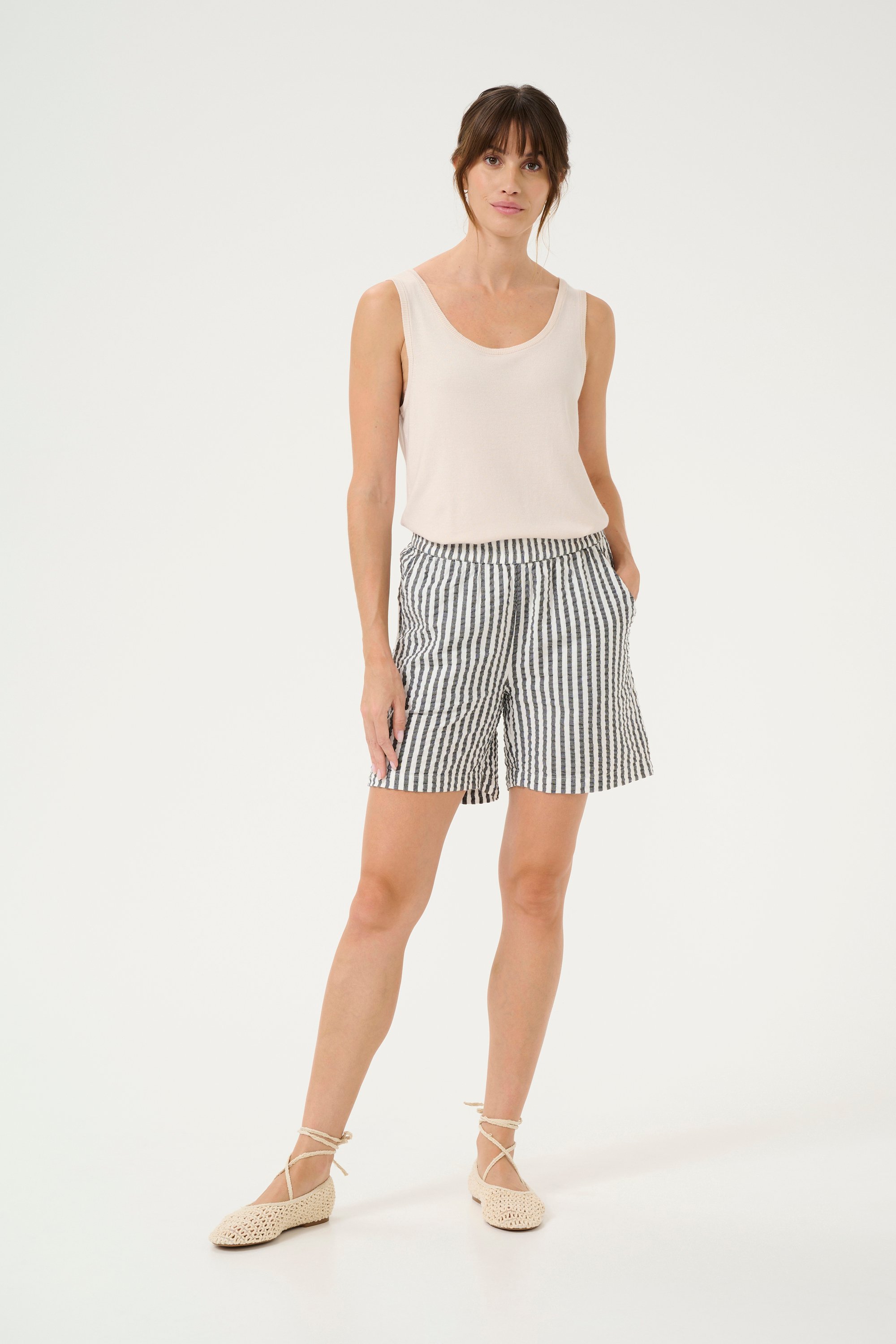 Shorts Loose fit Black/White Stripe black white