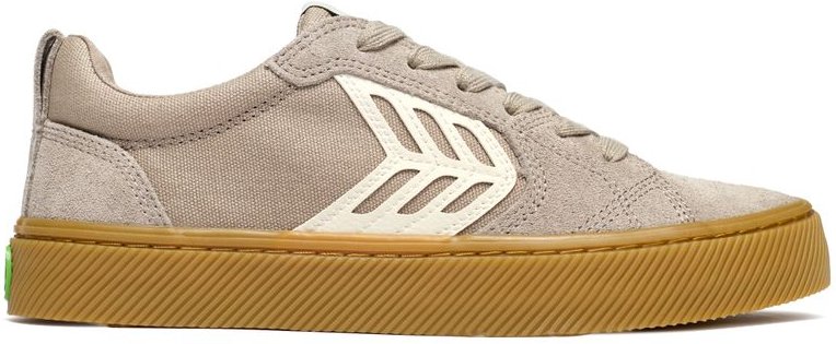 Cariuma Catiba Sneaker