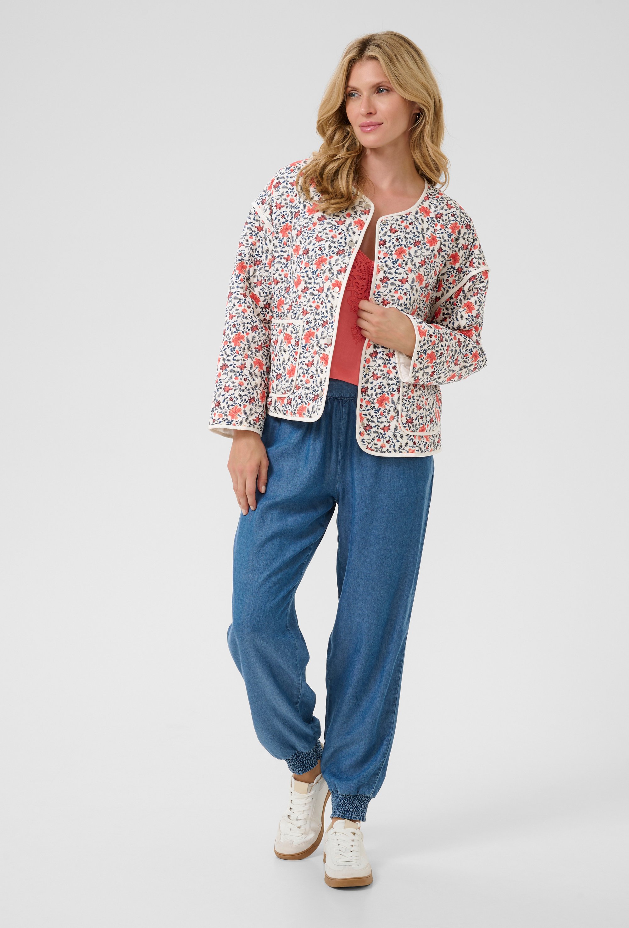 Jacke Baggy fit Porcelain Rose Flower multicolour