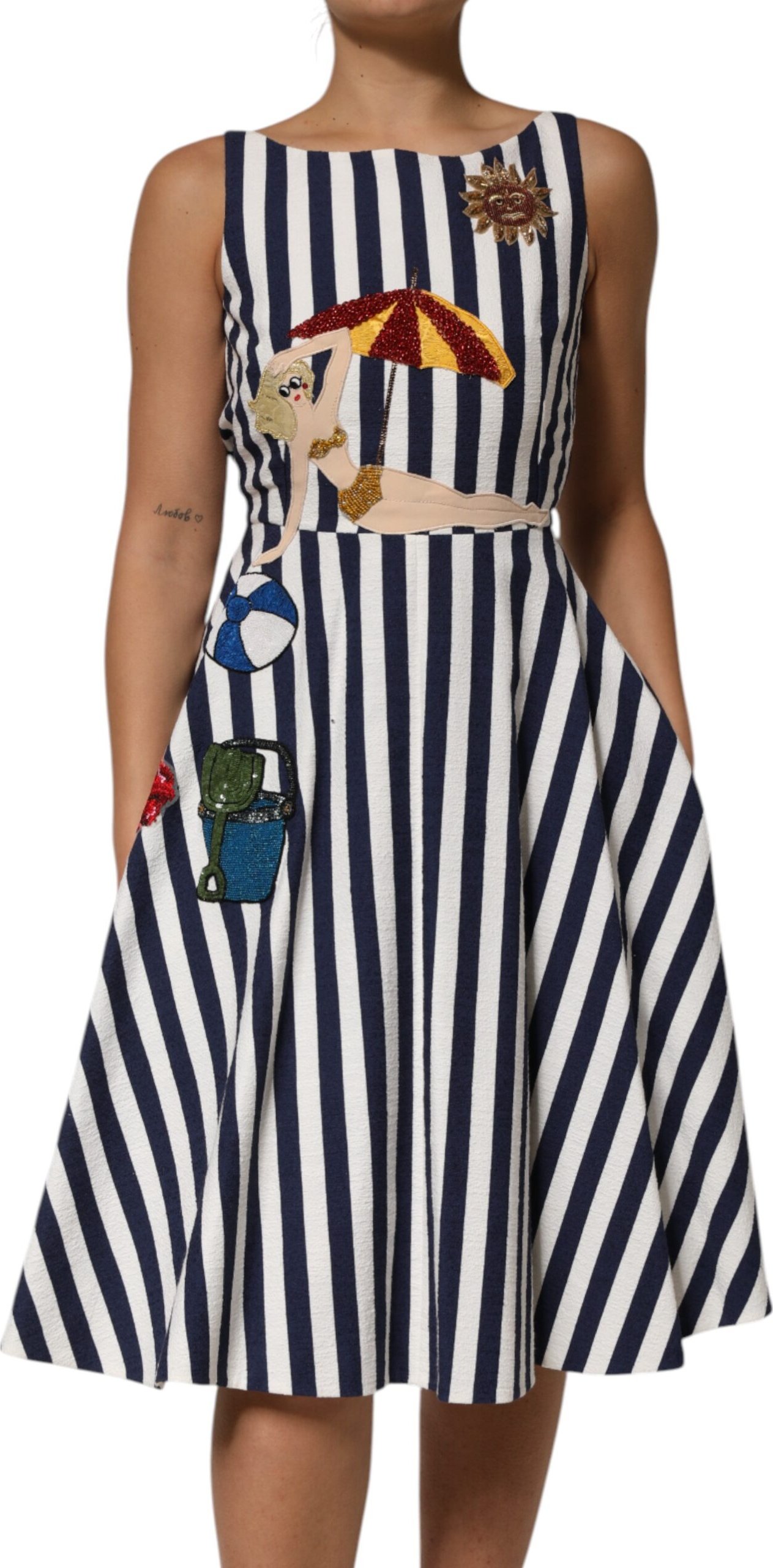 Gestreiftes Flare-Kleid