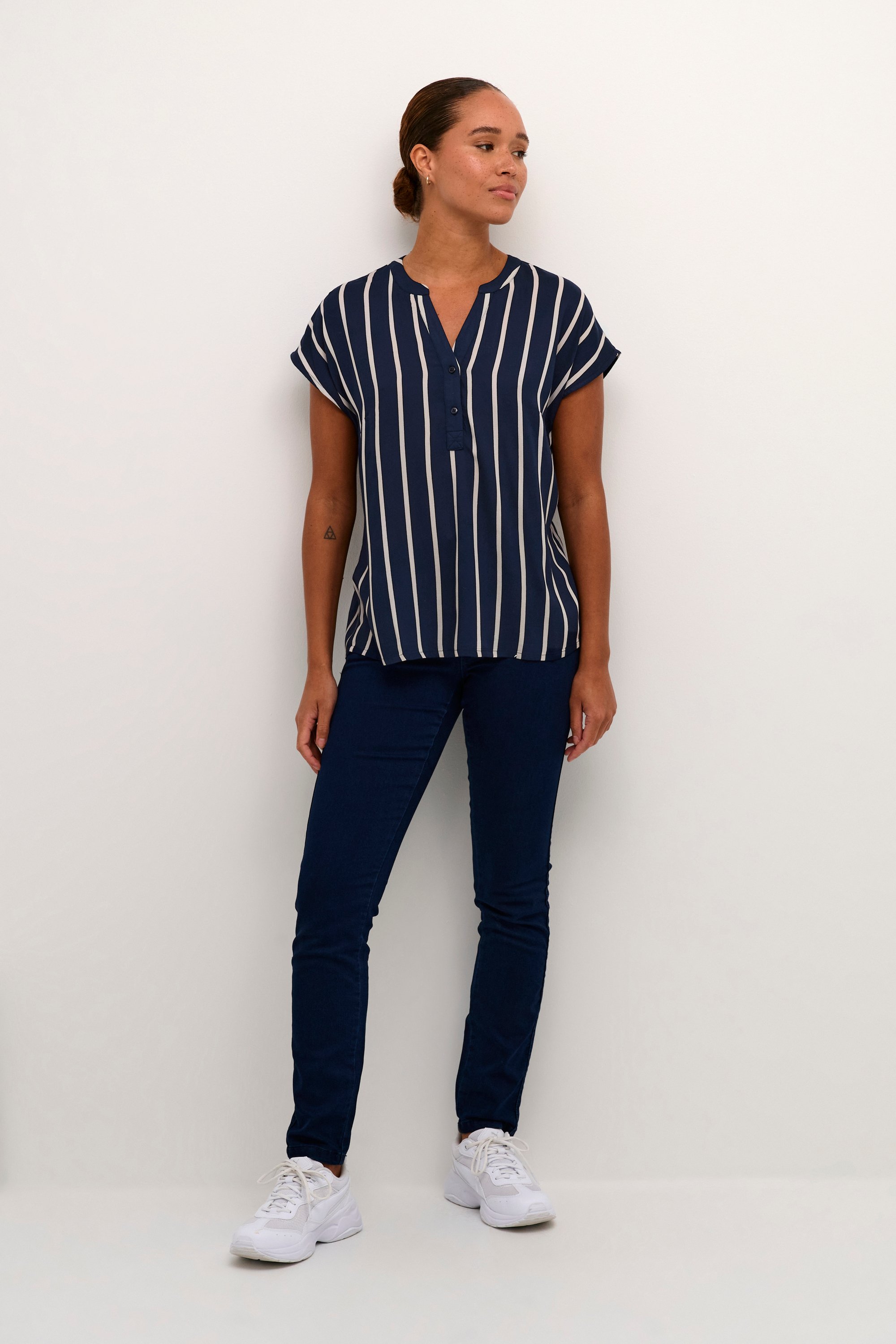 Kurzarm-Bluse Regular fit Midnight Marine/Chalk Stripe blue white