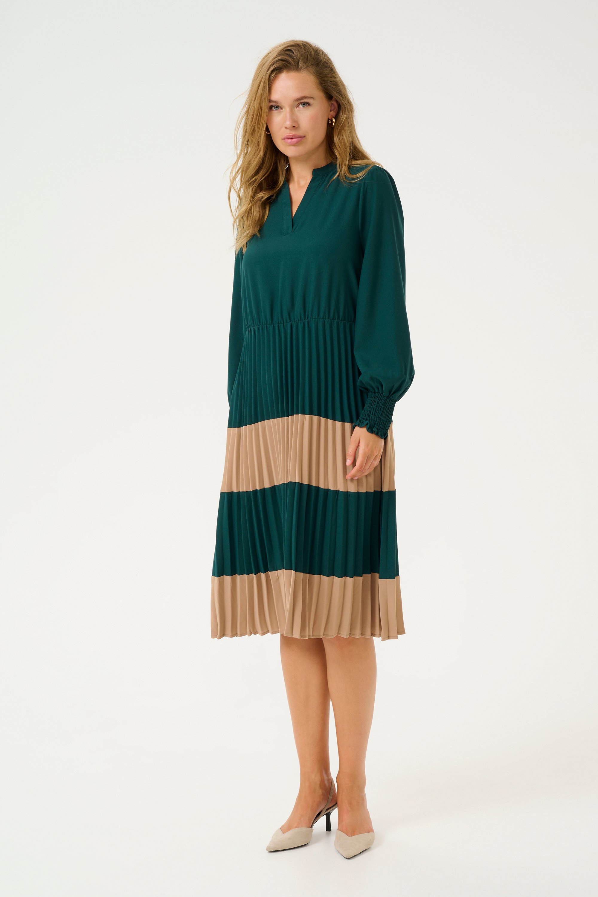 Thumbnail - Kleid Feminine Botanical Garden/Dune green