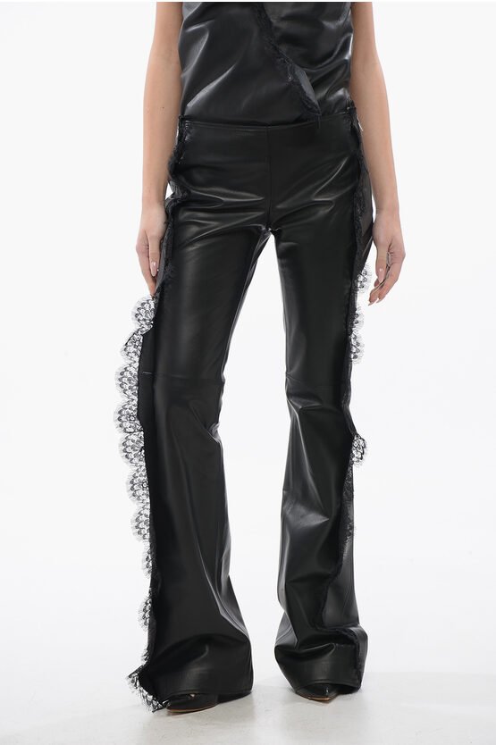 Lederhose mit Spitzenbesatzdetails in Schwarz