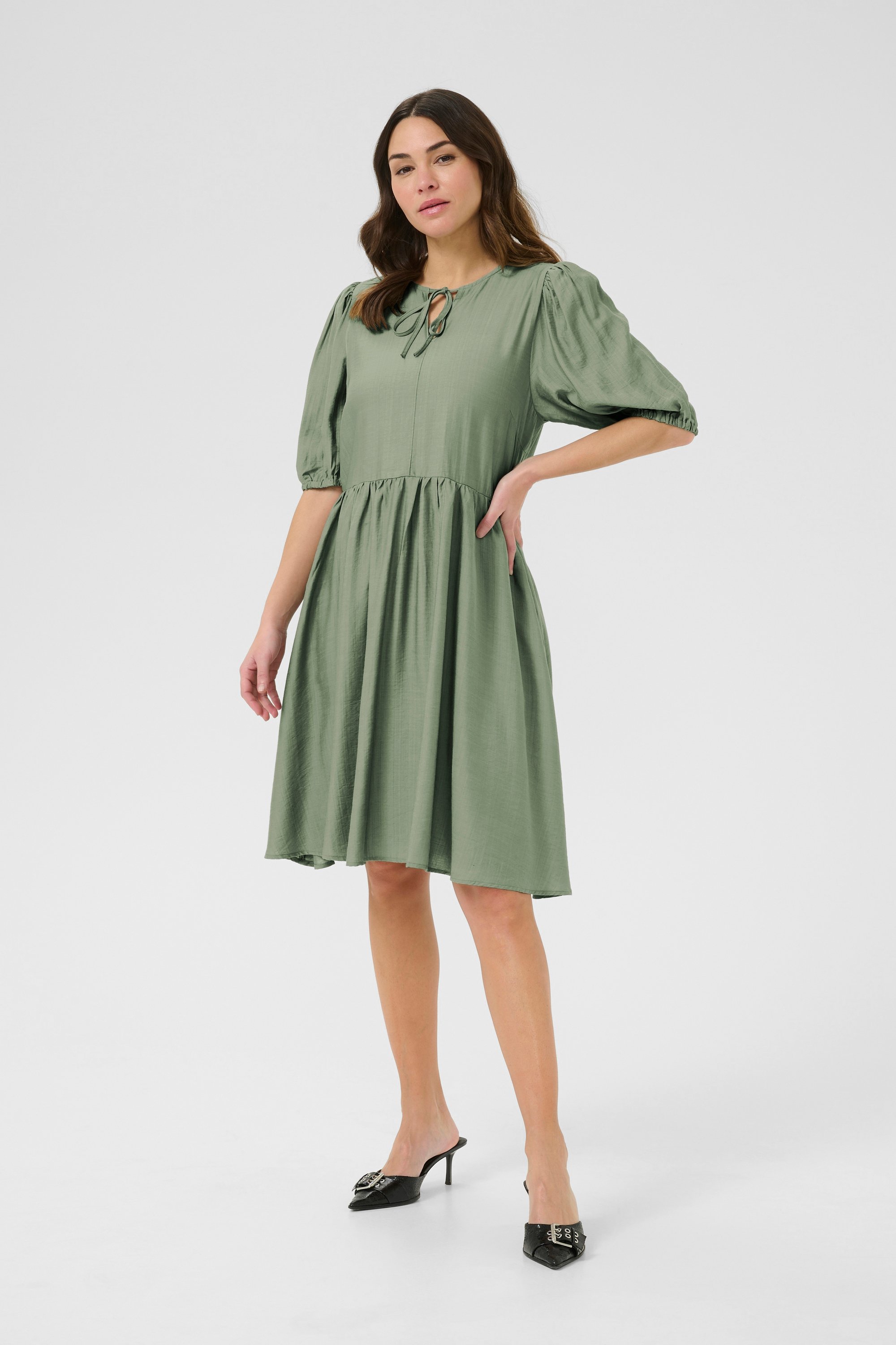 Kleid Regular fit green