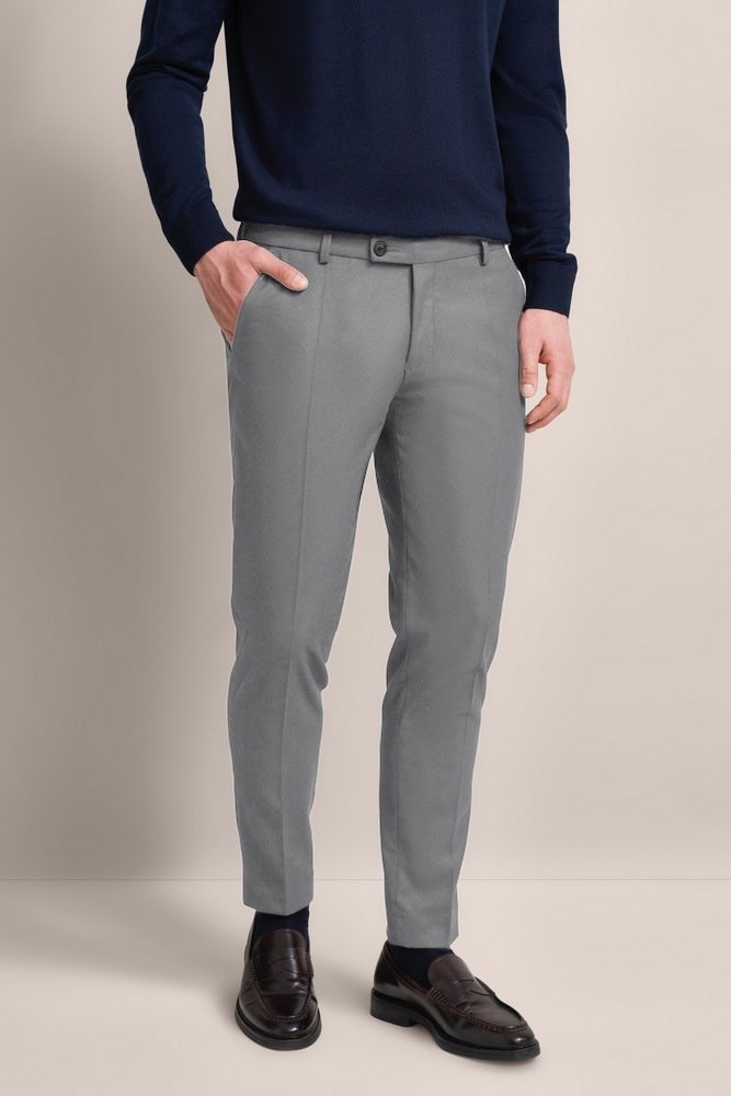 Thumbnail - Bugatti Herren Freizeithose mit moderner Form