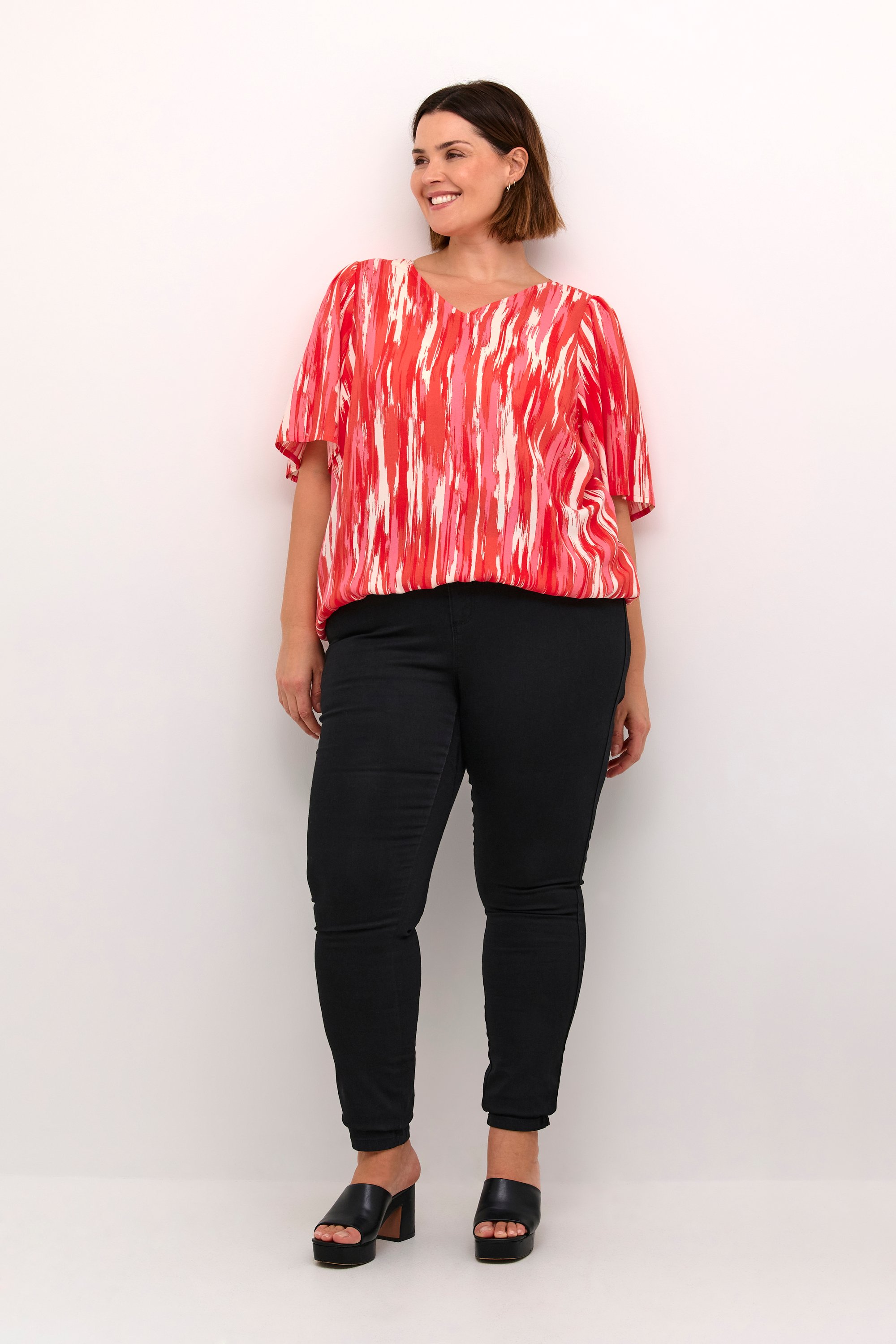 Kurzarm-Bluse Regular fit Pink Abstract Print pink