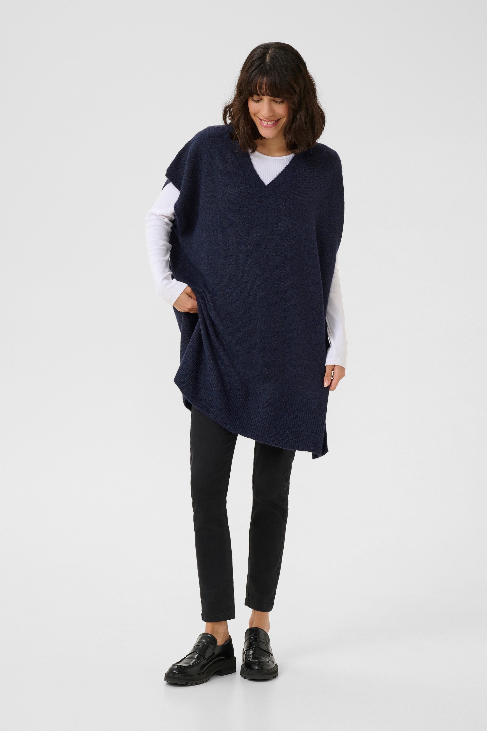 Poncho KAannetta Loose fit marine