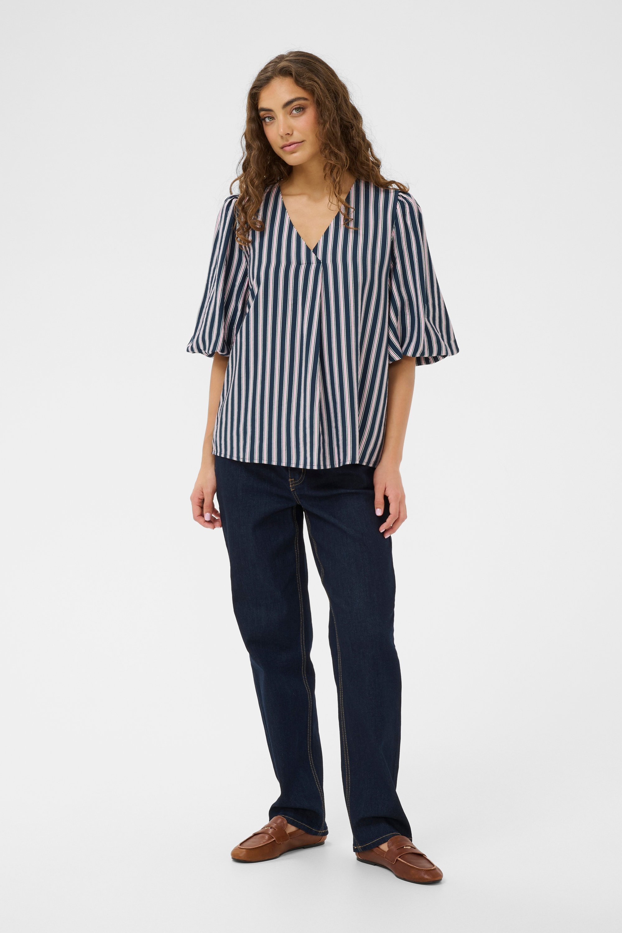 Kurzarm-Bluse CUantomine Kurzarm-Bluse Feminine