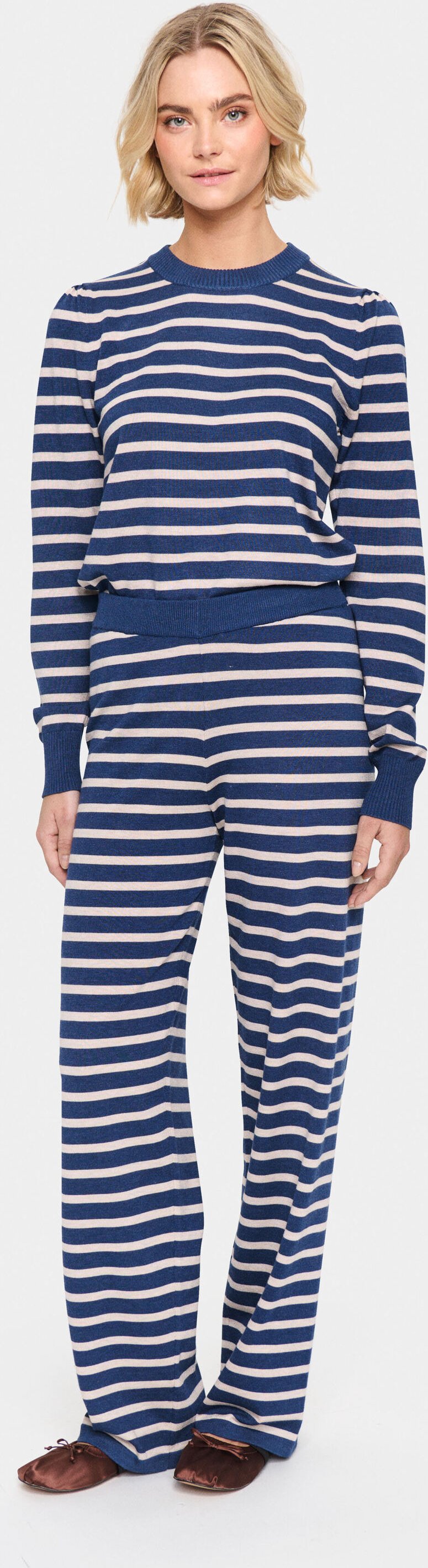 Casual Hose Gerade Passform Titan/Gray Morn Mel Stripe blue white