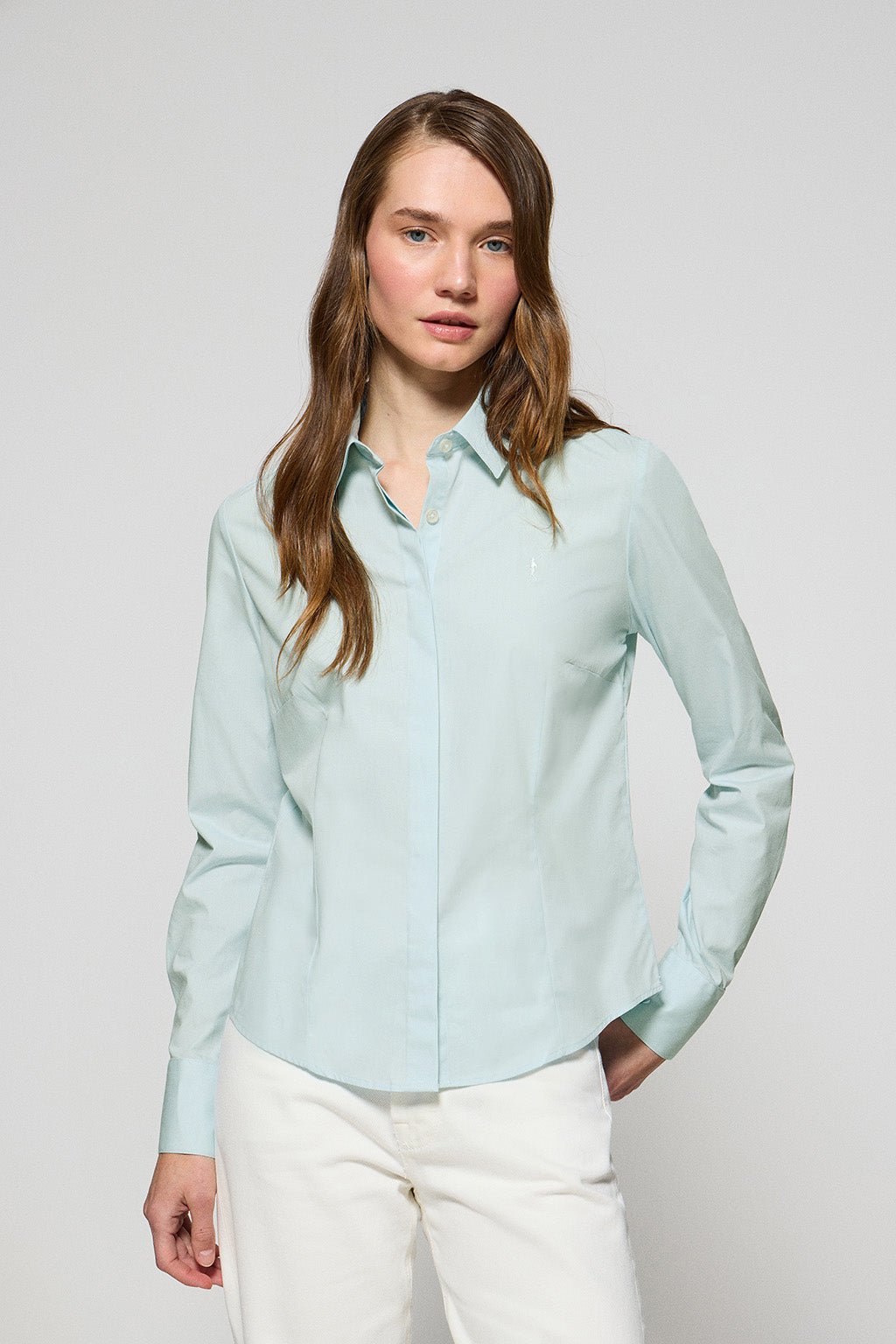 Hemd Slim Fit aus Popeline aquamarin mit Rigby Go Stickerei