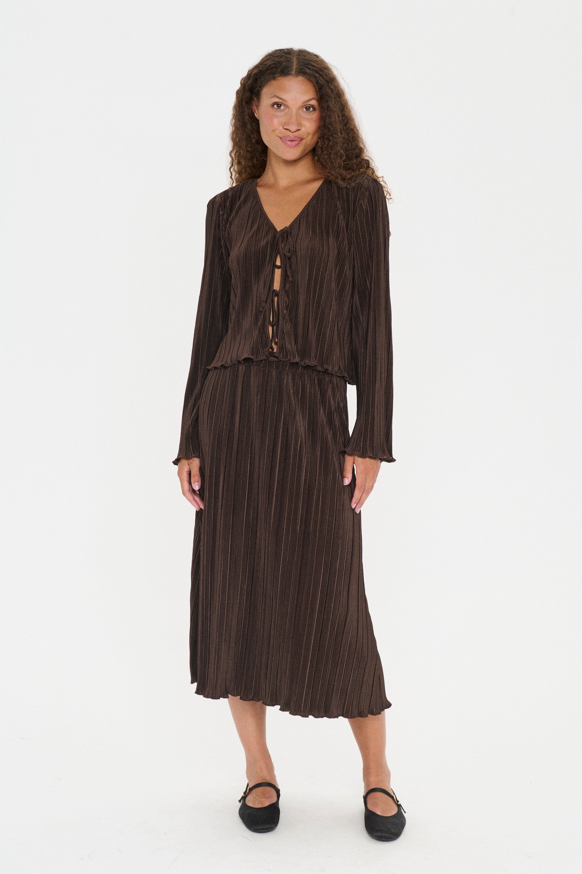 Strickjacke ZuniSZ Strickjacke Gerade Passform dark brown