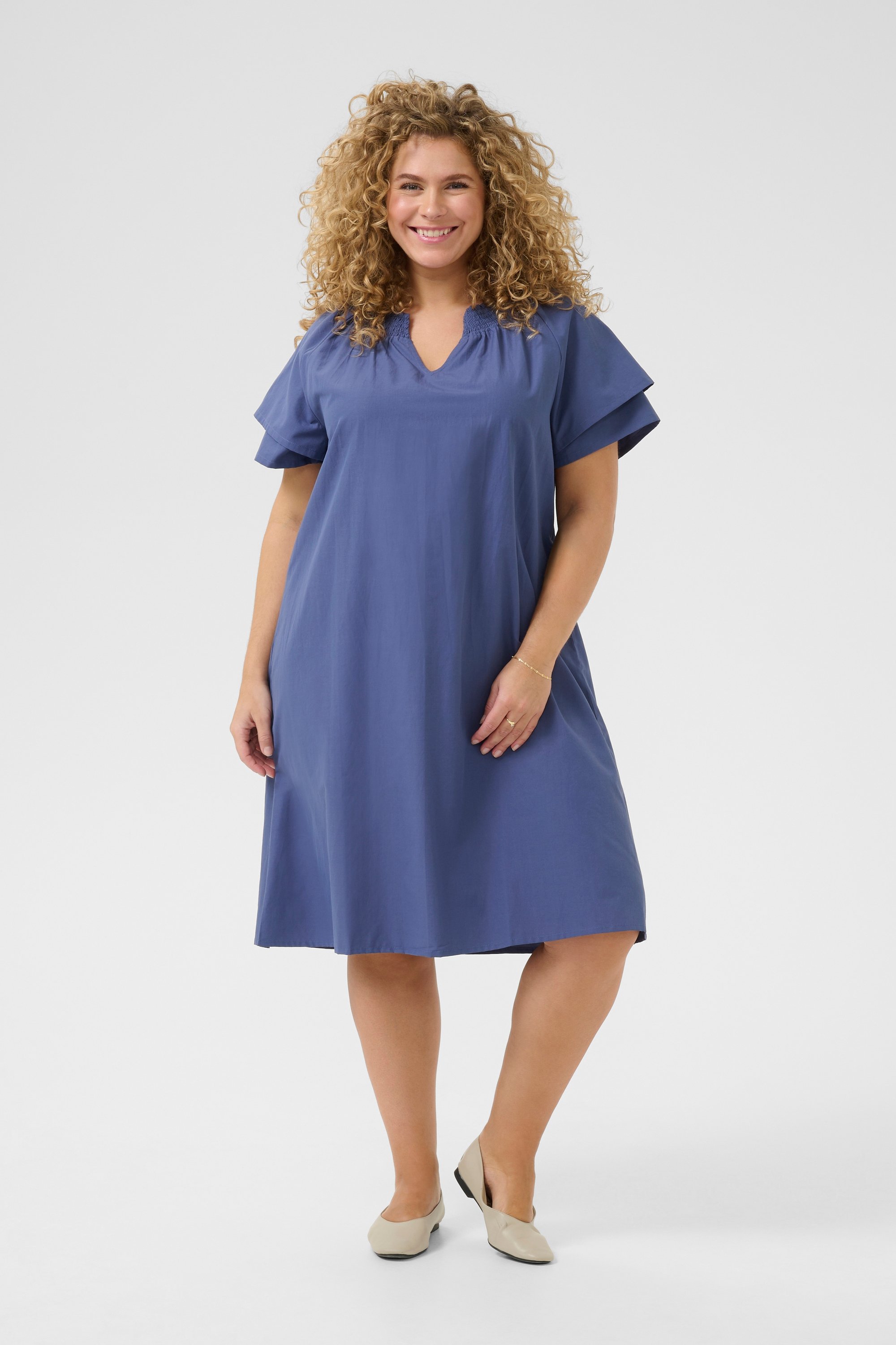 Kleid Loose fit blue