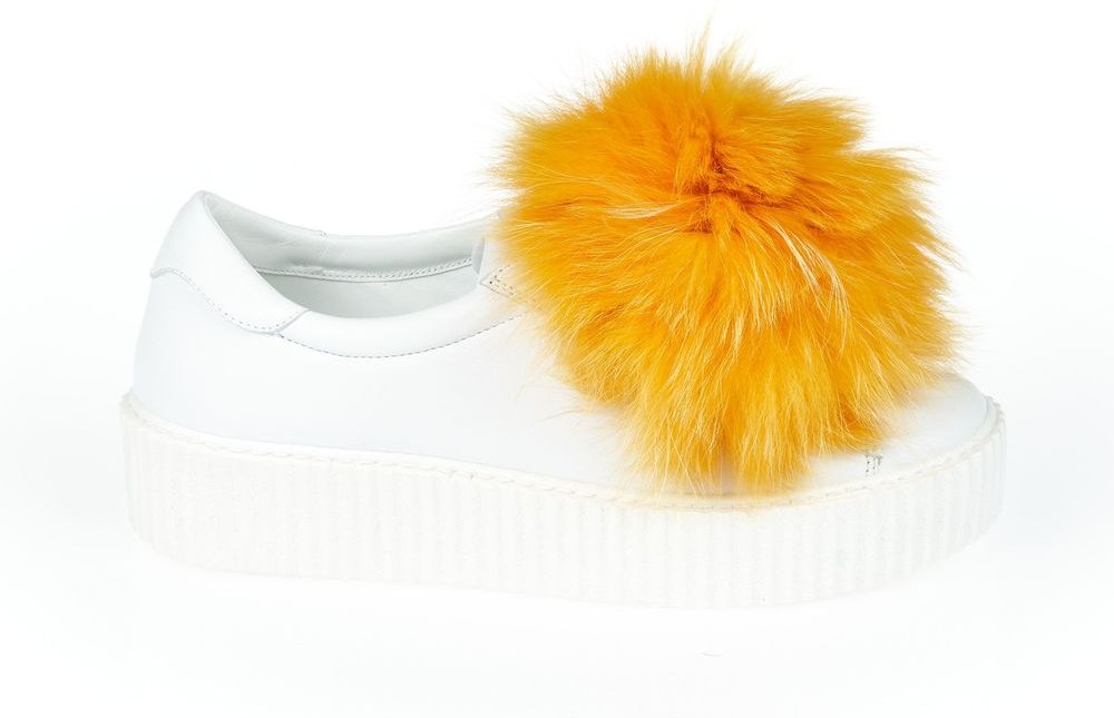 Mr&Mrs Italy Weiße Textil Damen Sneaker mit echtem Pelz-Pompons