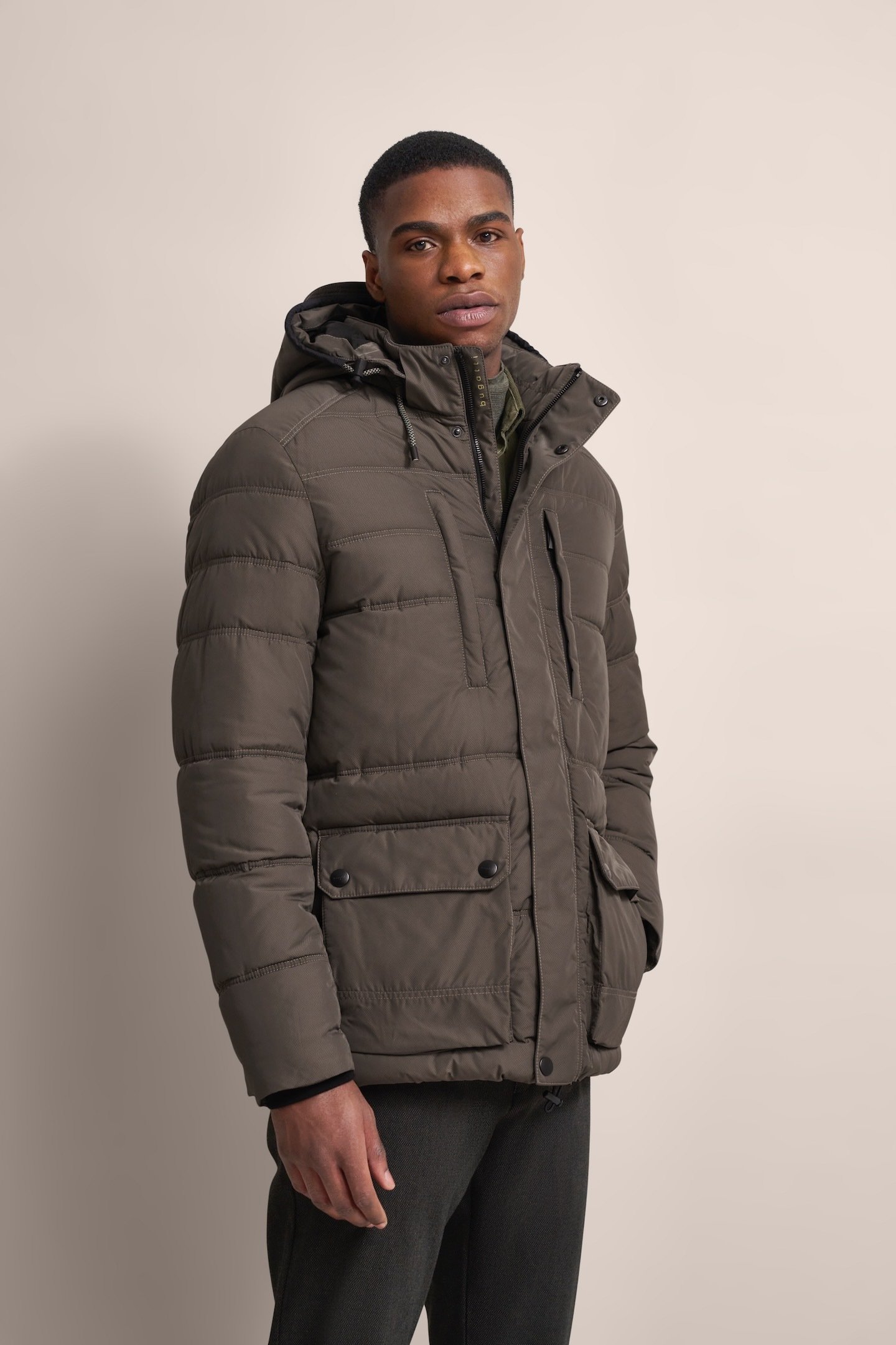 Bugatti Herren Steppjacke mit abtrennbarer Kapuze